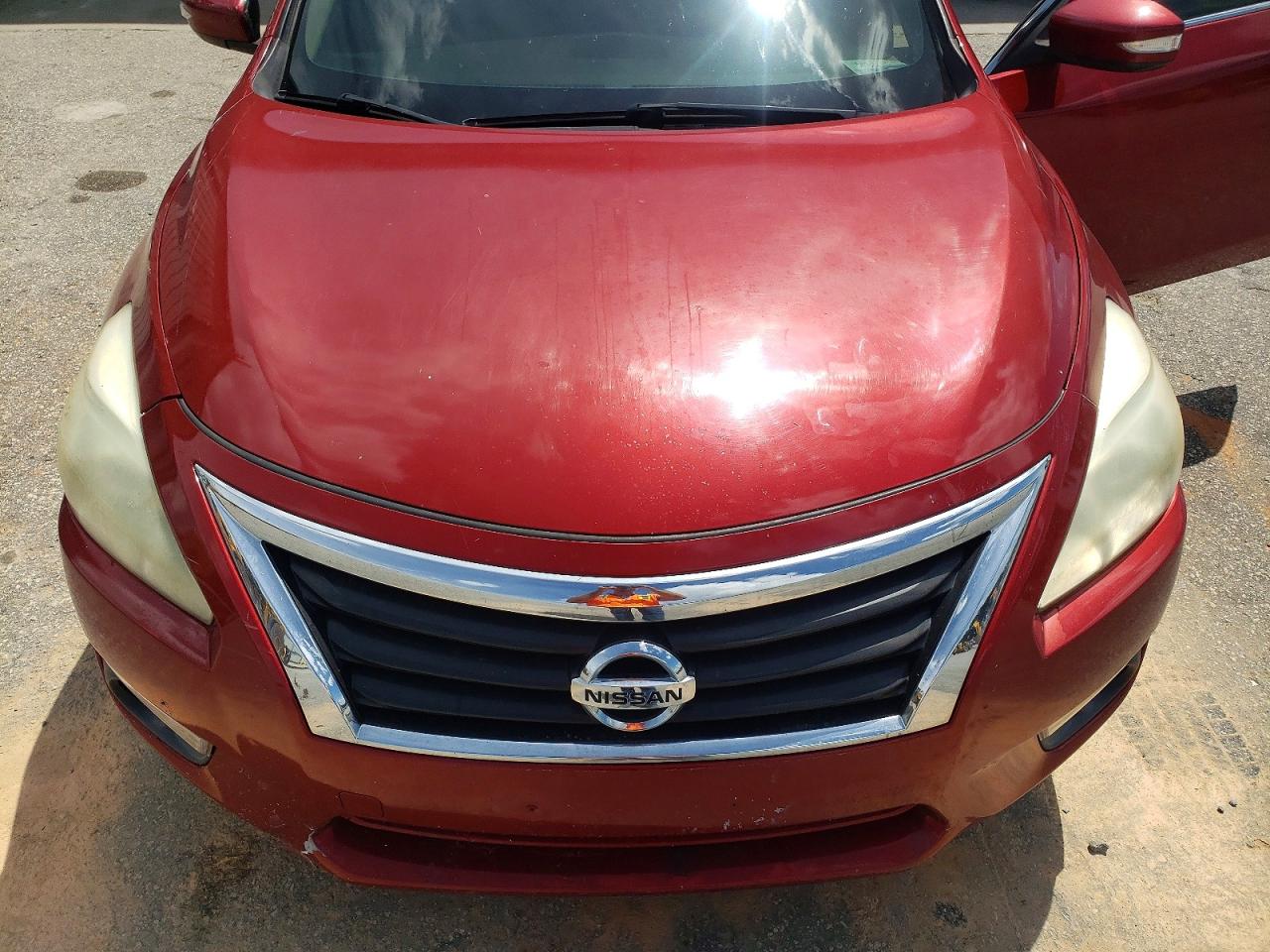 2013 Nissan Altima 2.5 Burgundy vin: 1N4AL3AP7DN456052