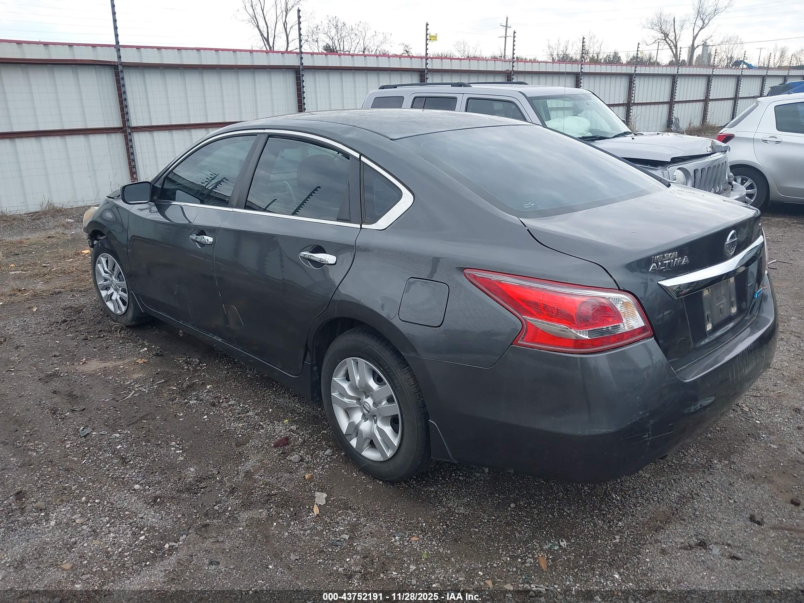 2013 Nissan Altima 2.5 S Gray vin: 1N4AL3AP7DN484417