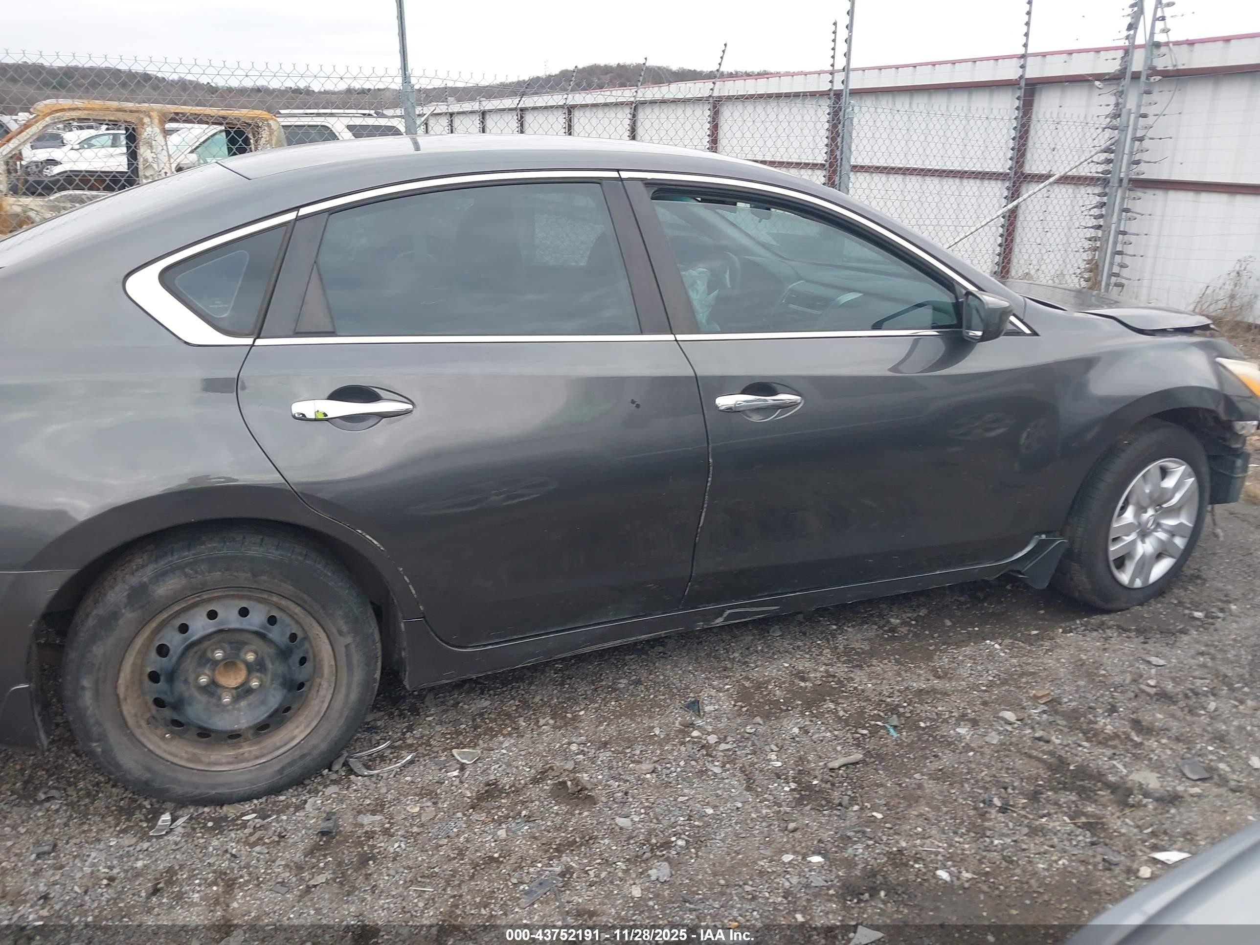 2013 Nissan Altima 2.5 S Gray vin: 1N4AL3AP7DN484417