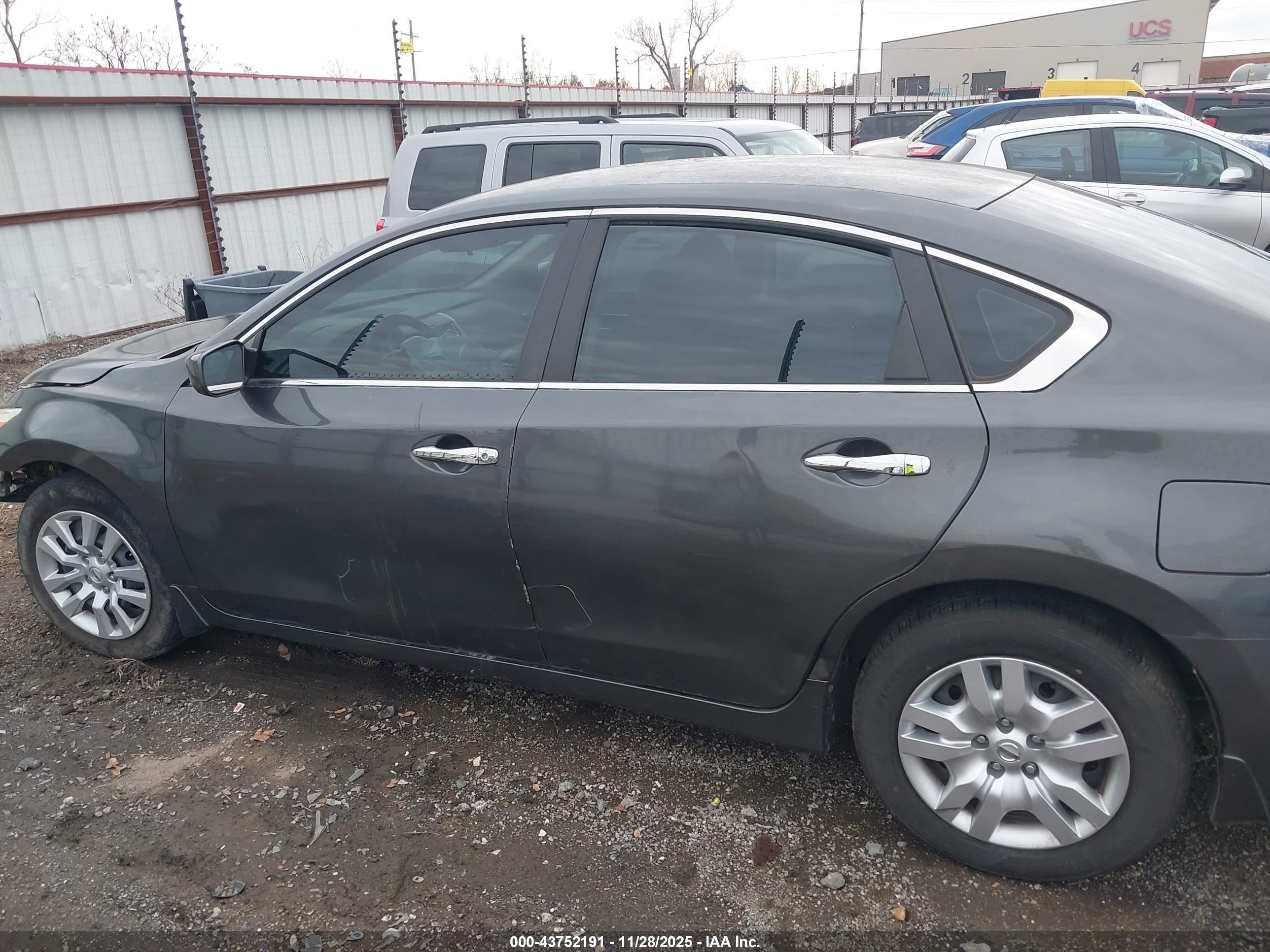 2013 Nissan Altima 2.5 S Gray vin: 1N4AL3AP7DN484417