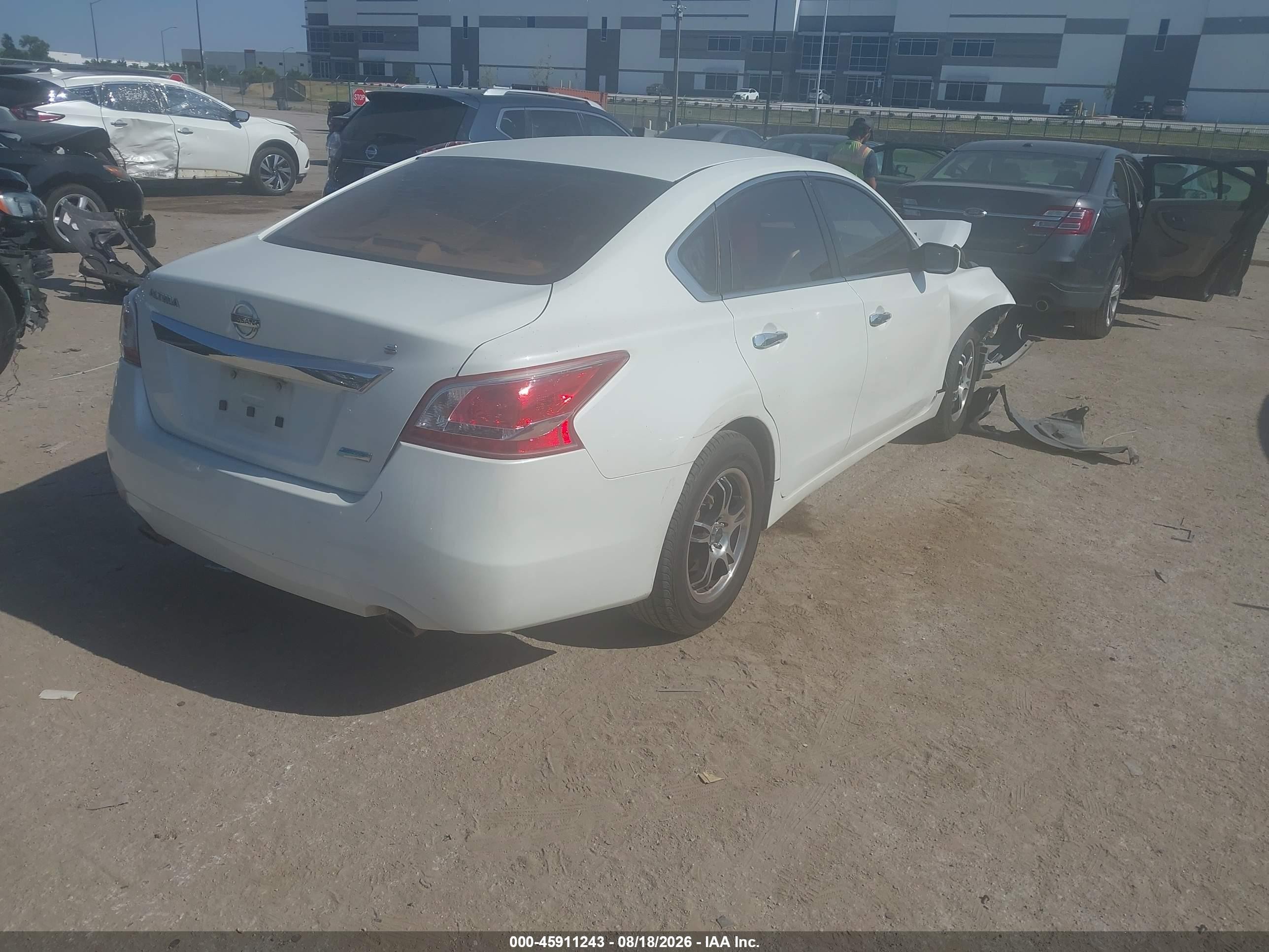 2013 Nissan Altima 2.5 S White vin: 1N4AL3AP7DN522048