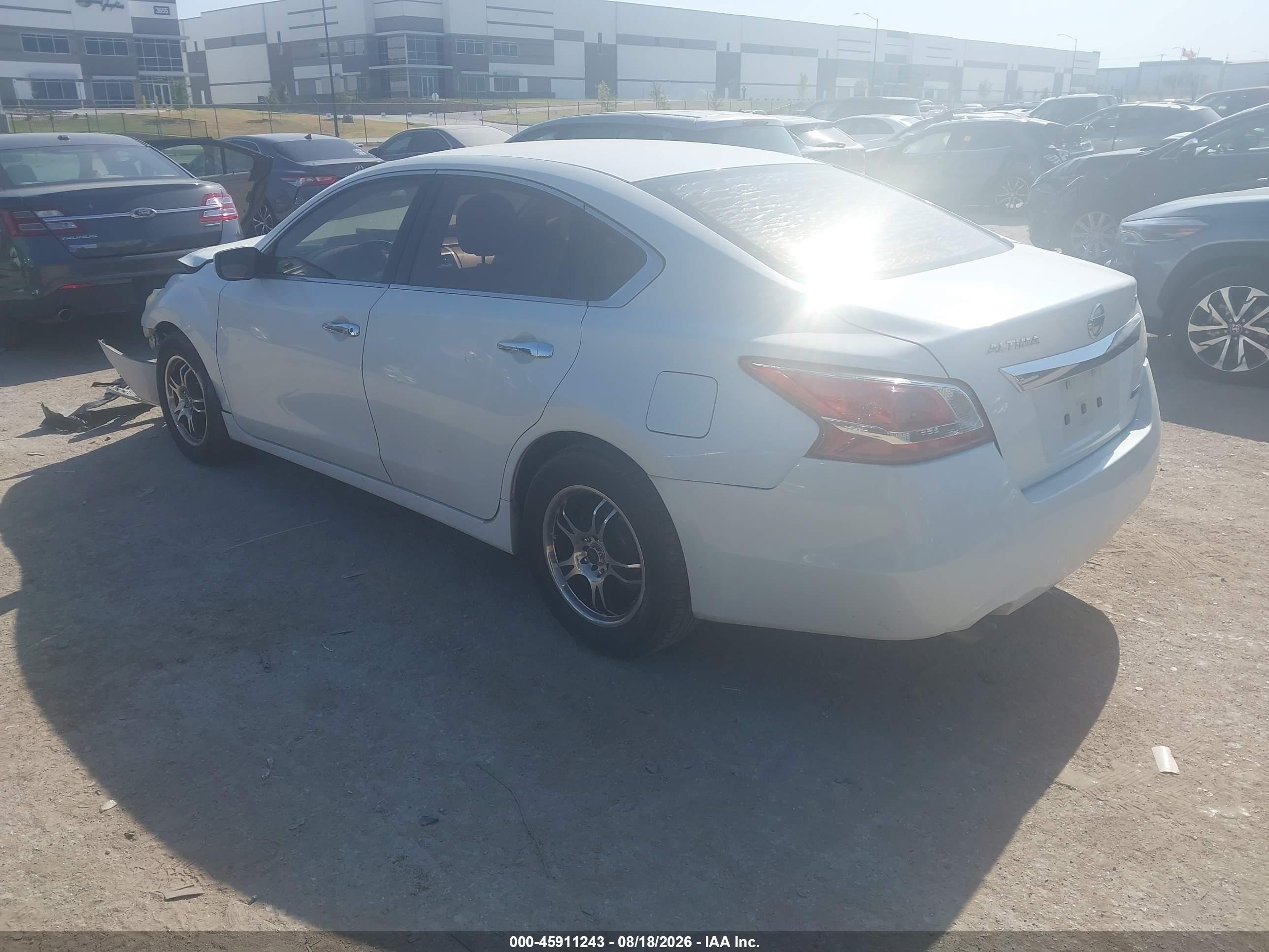 2013 Nissan Altima 2.5 S White vin: 1N4AL3AP7DN522048