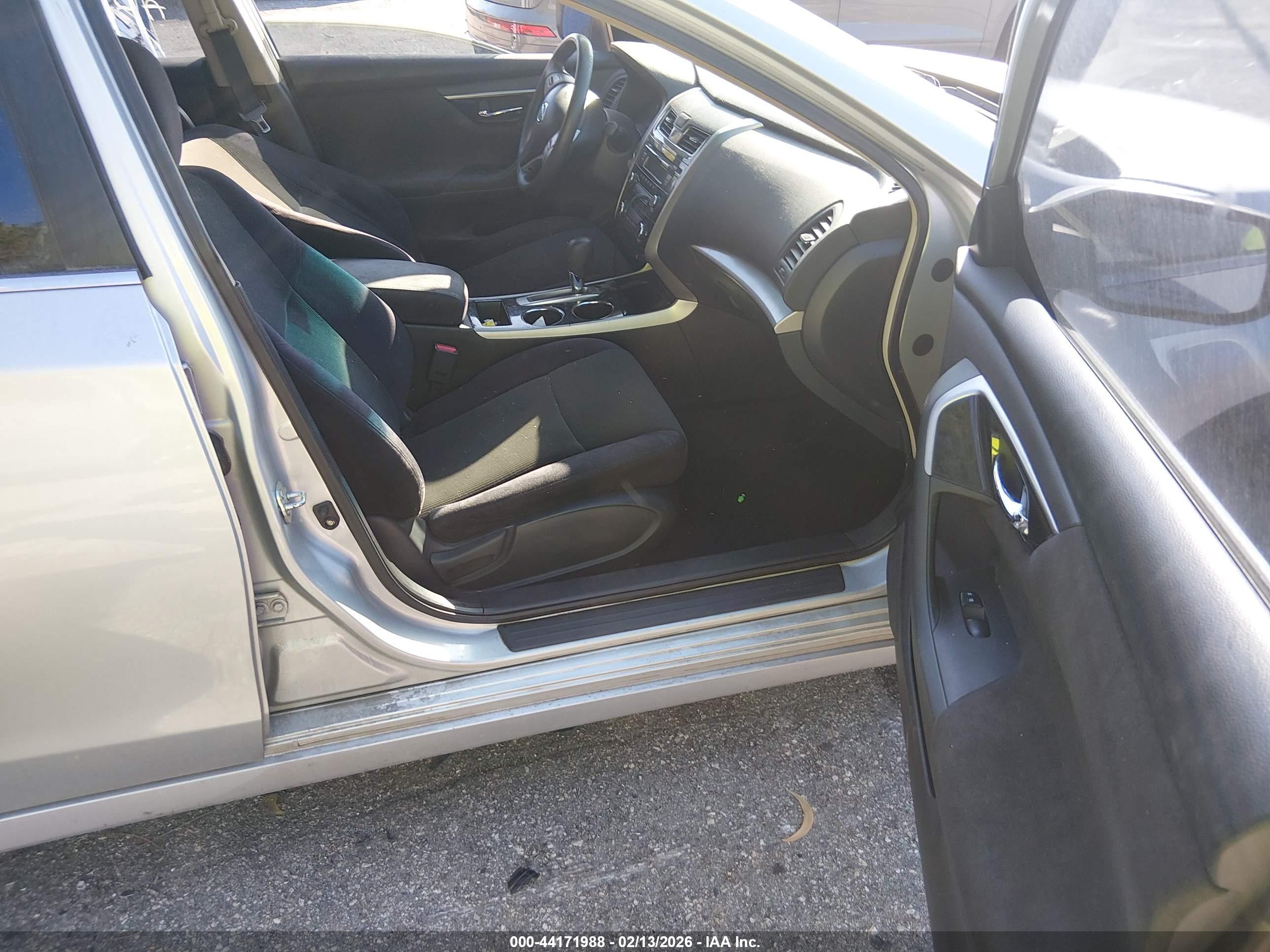 2013 Nissan Altima 2.5 S Серебряный vin: 1N4AL3AP7DN527833