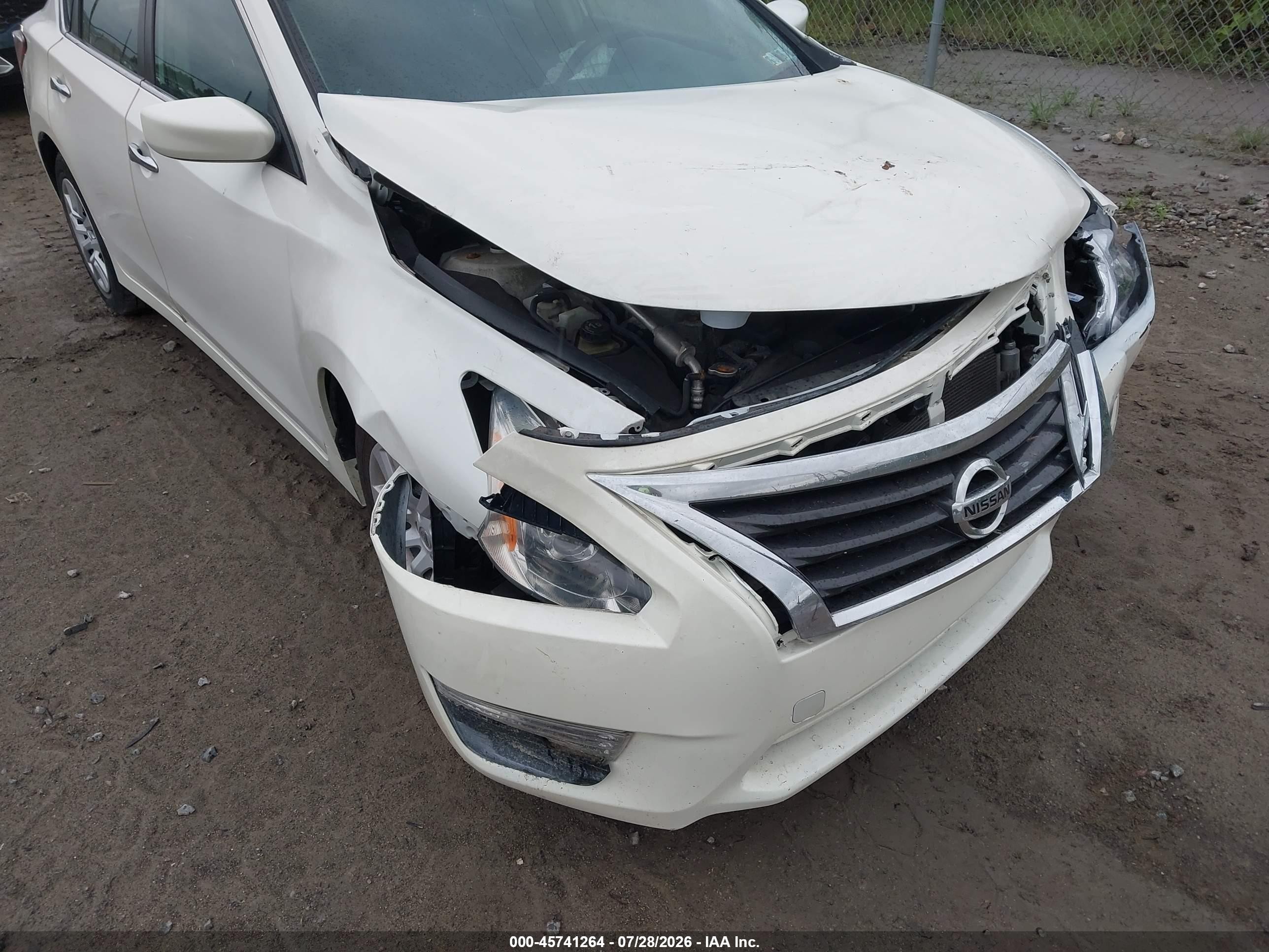 2013 Nissan Altima 2.5 S White vin: 1N4AL3AP7DN530831