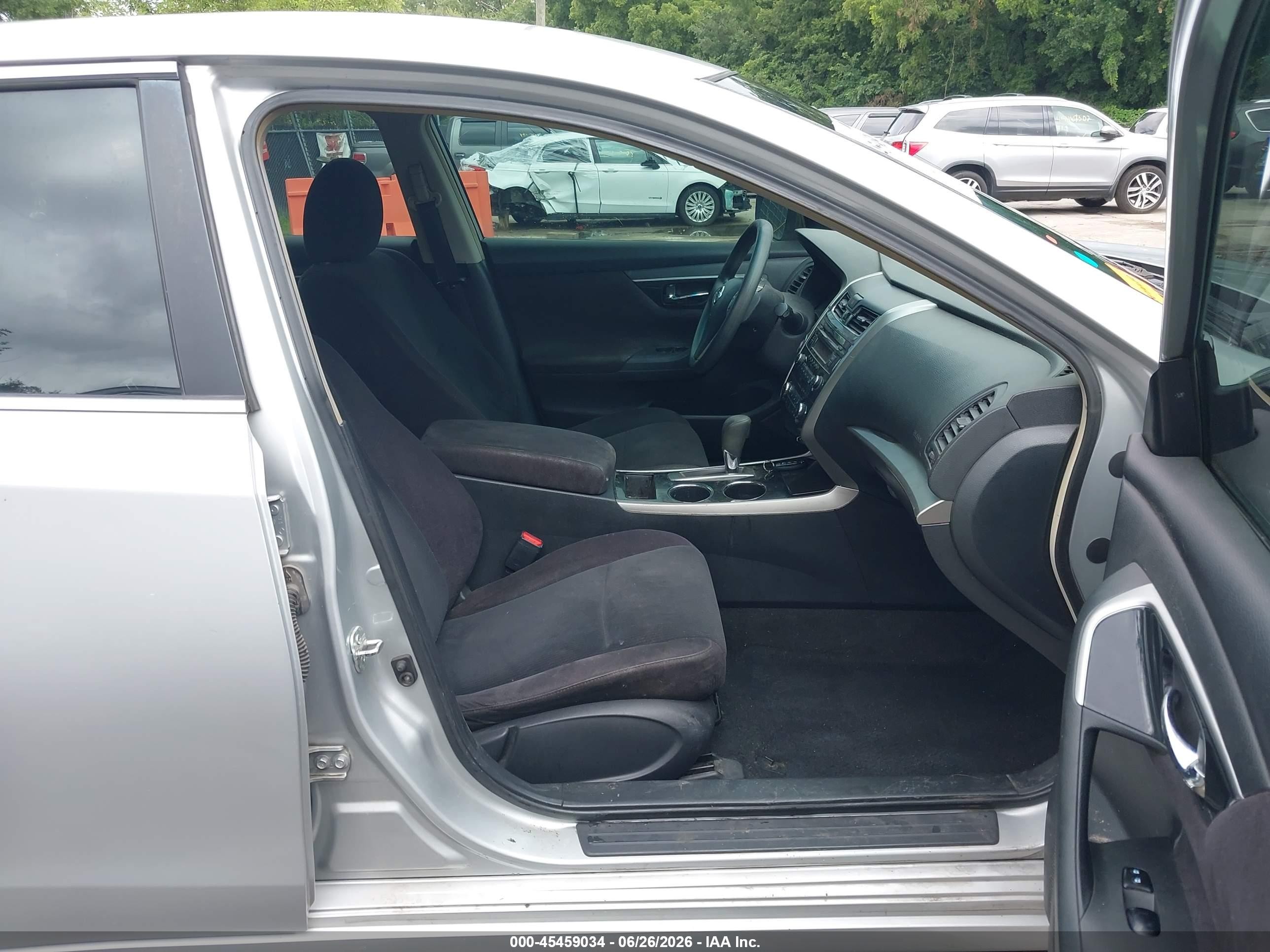 2013 Nissan Altima 2.5 S Silver vin: 1N4AL3AP7DN534068