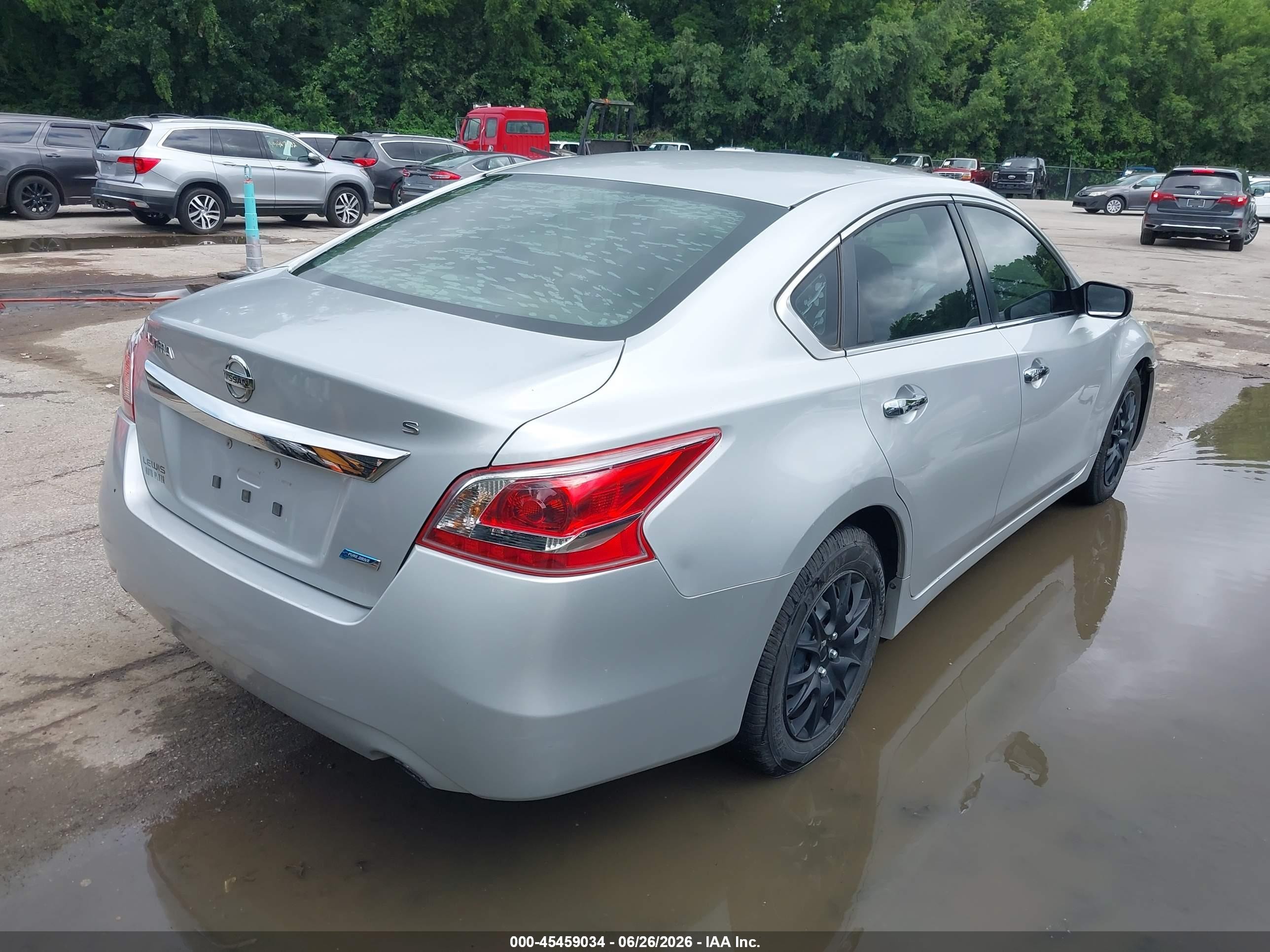 2013 Nissan Altima 2.5 S Silver vin: 1N4AL3AP7DN534068