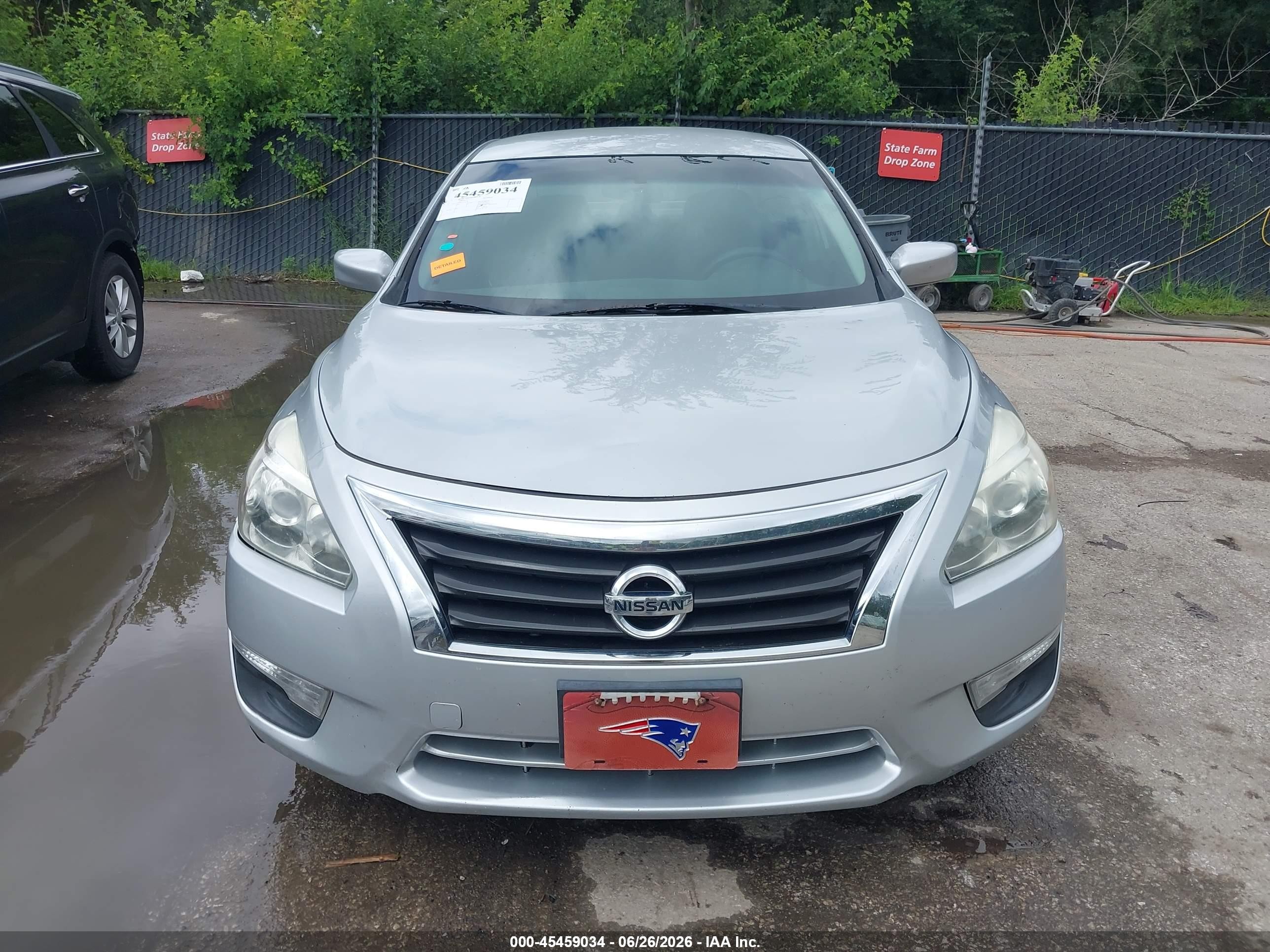 2013 Nissan Altima 2.5 S Silver vin: 1N4AL3AP7DN534068