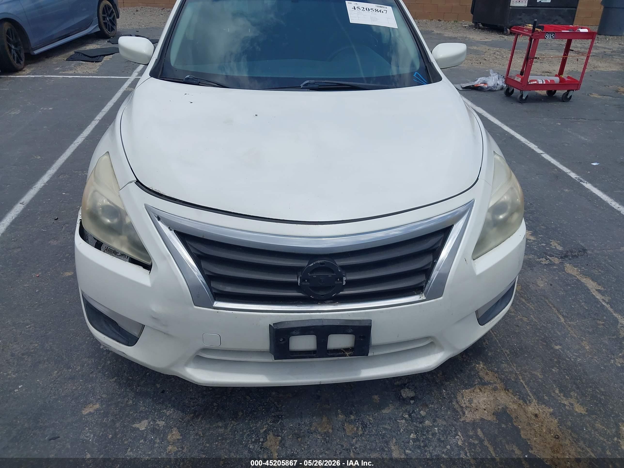 2013 Nissan Altima 2.5 S White vin: 1N4AL3AP7DN534216