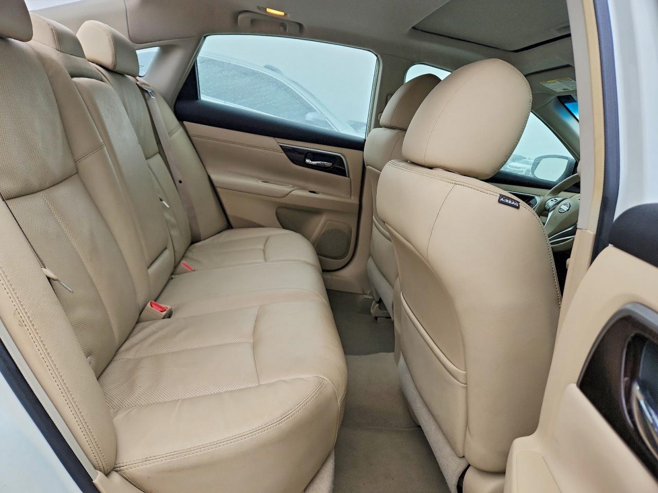 2013 Nissan Altima 2.5 White vin: 1N4AL3AP7DN544437
