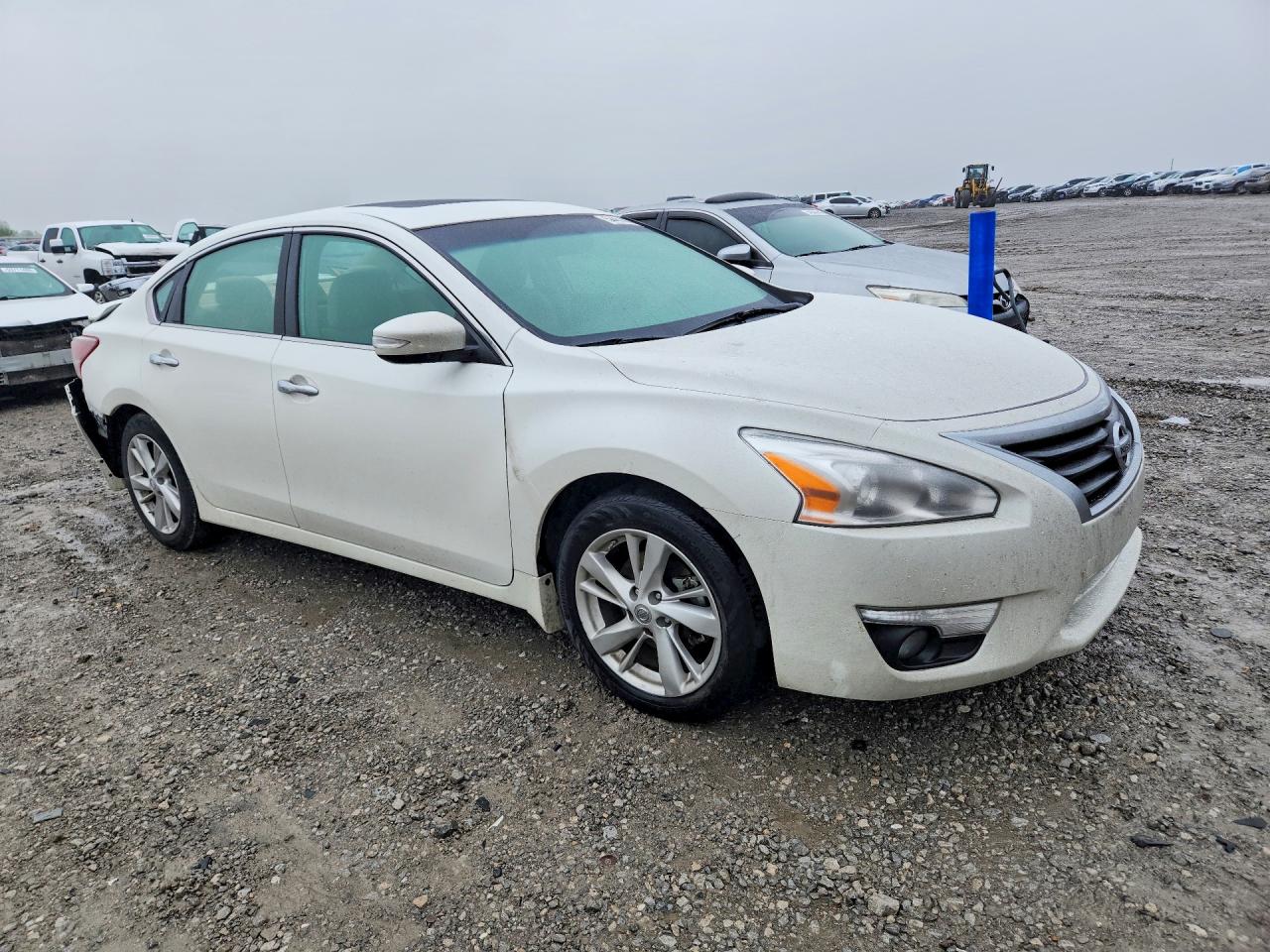 2013 Nissan Altima 2.5 White vin: 1N4AL3AP7DN544437