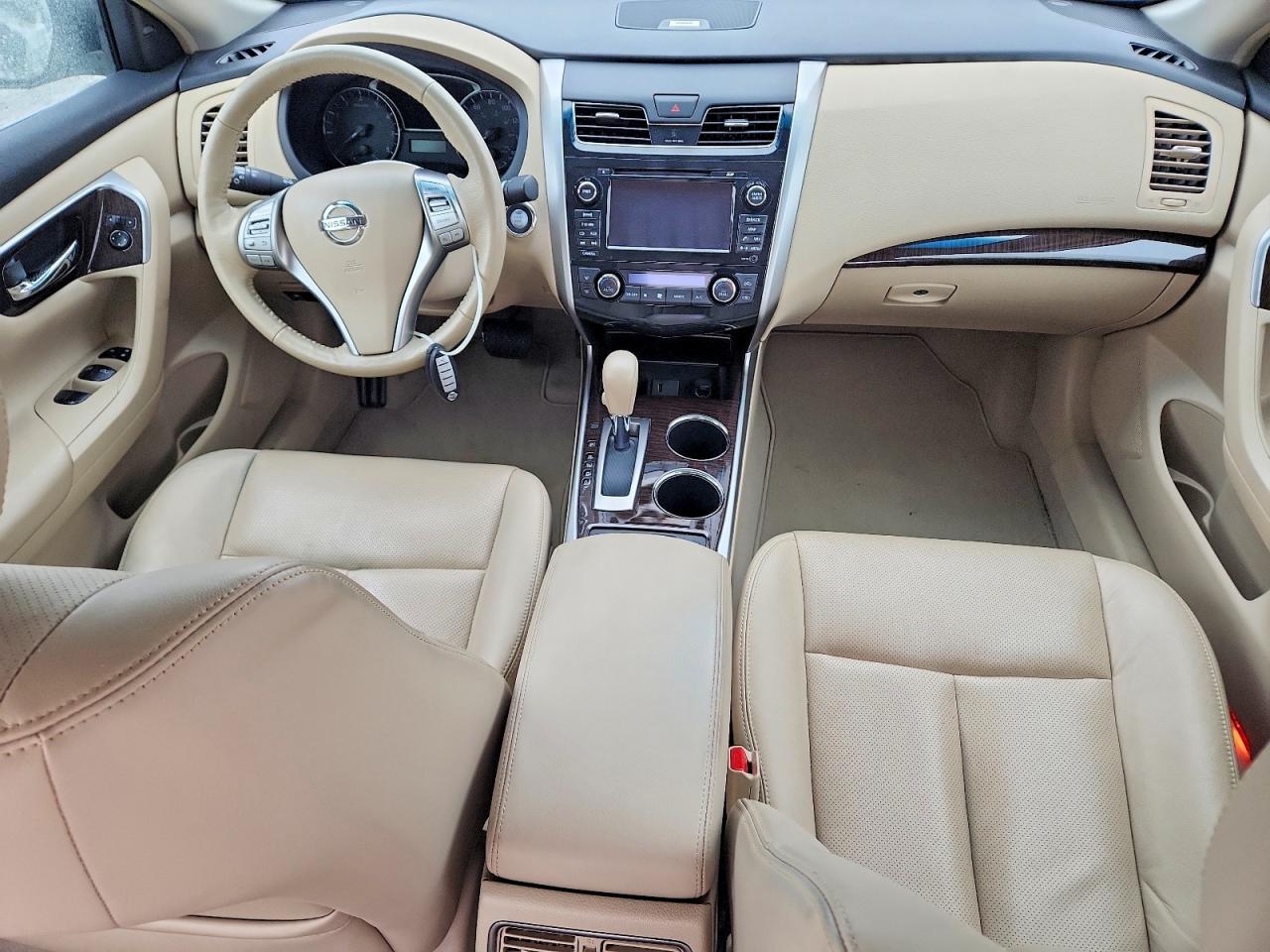 2013 Nissan Altima 2.5 White vin: 1N4AL3AP7DN544437