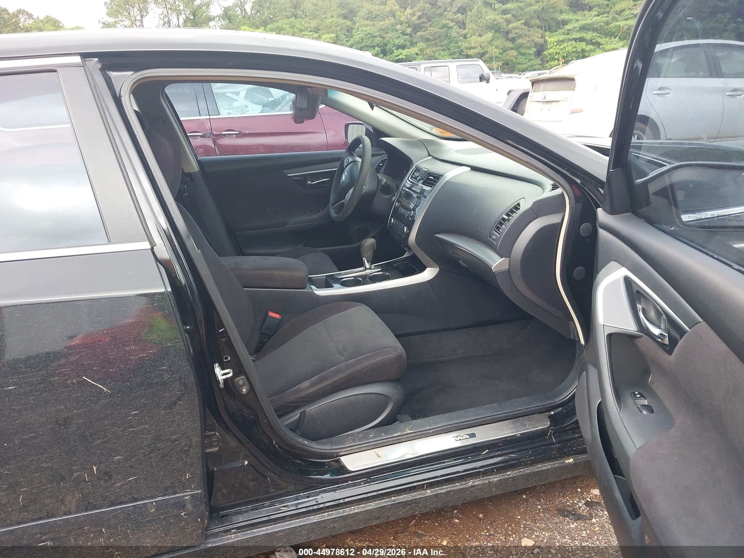 2013 Nissan Altima 2.5 S Black vin: 1N4AL3AP7DN574845