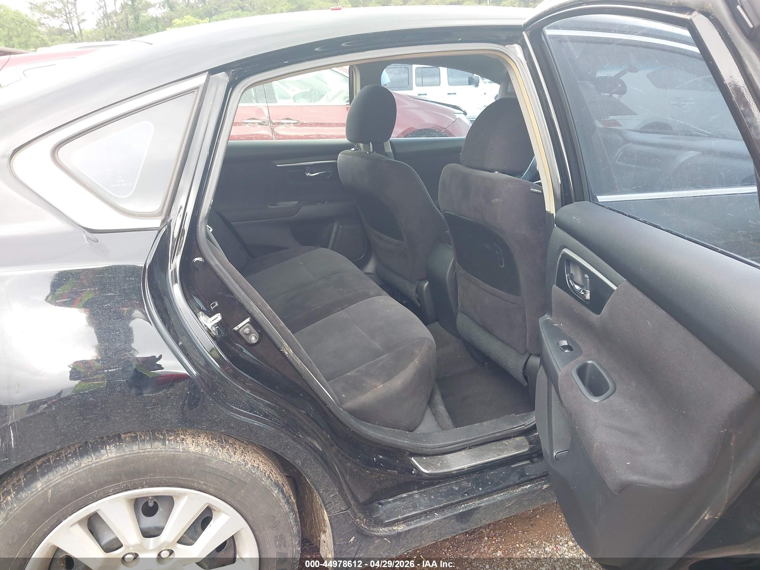 2013 Nissan Altima 2.5 S Black vin: 1N4AL3AP7DN574845