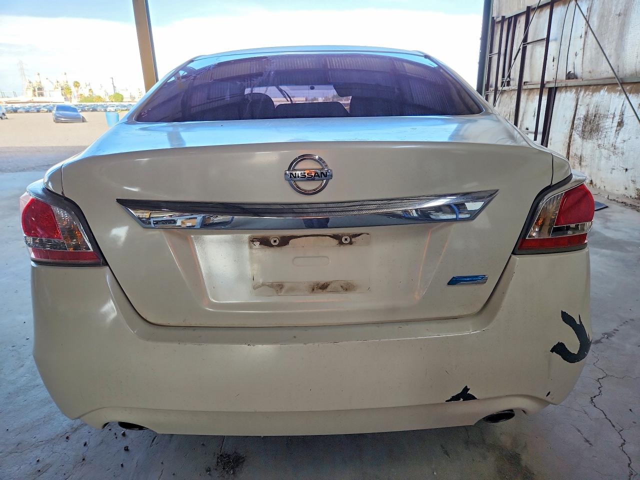2013 Nissan Altima 2.5 White vin: 1N4AL3AP7DN579382