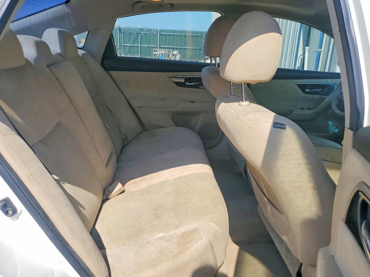 2014 Nissan Altima 2.5 White vin: 1N4AL3AP7EC112072