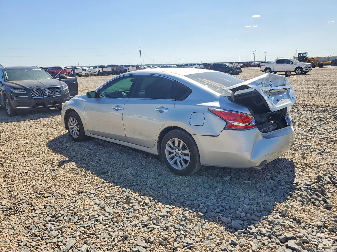 2014 Nissan Altima 2.5 S Silver vin: 1N4AL3AP7EC139949