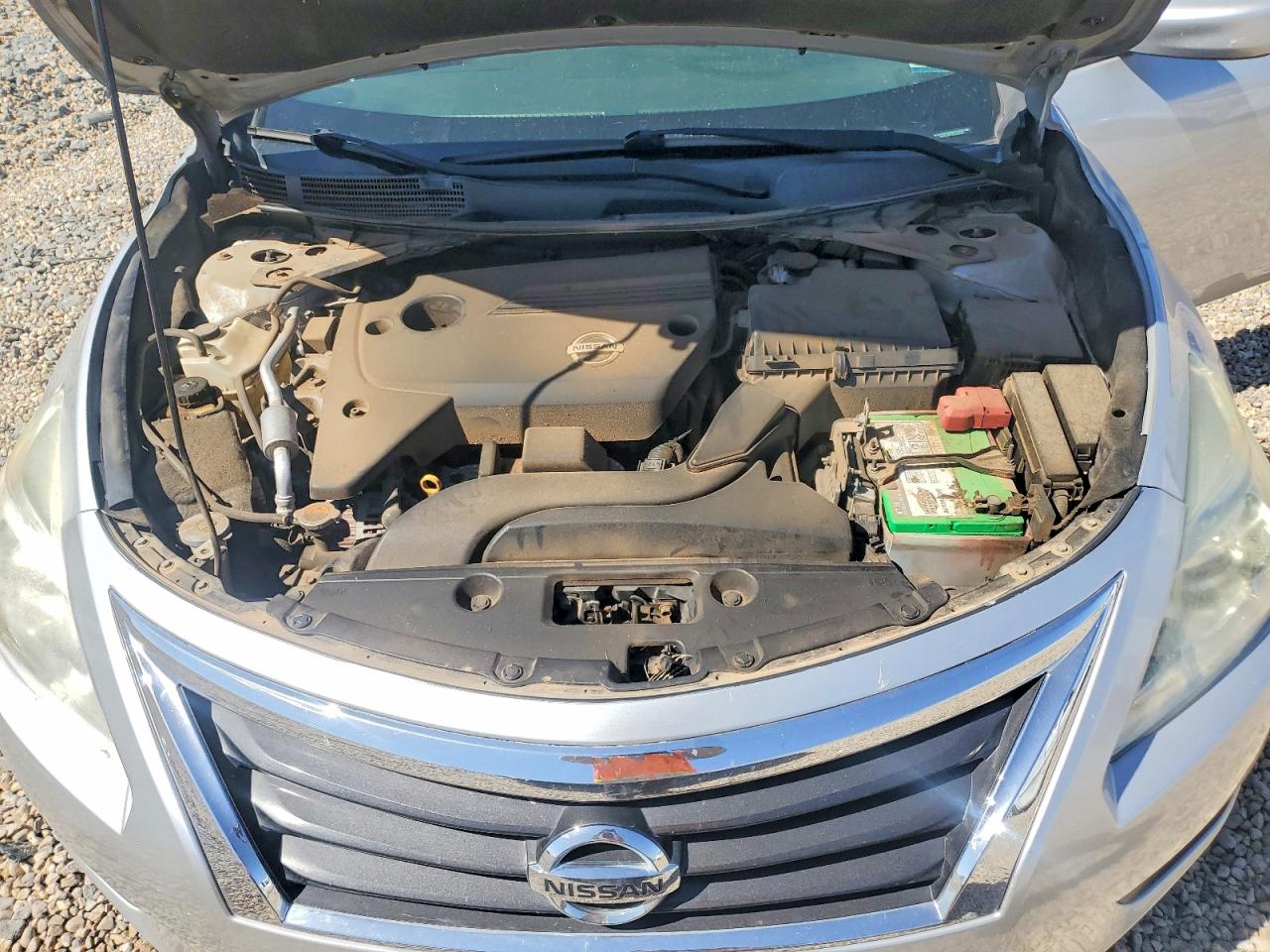 2014 Nissan Altima 2.5 S Silver vin: 1N4AL3AP7EC139949