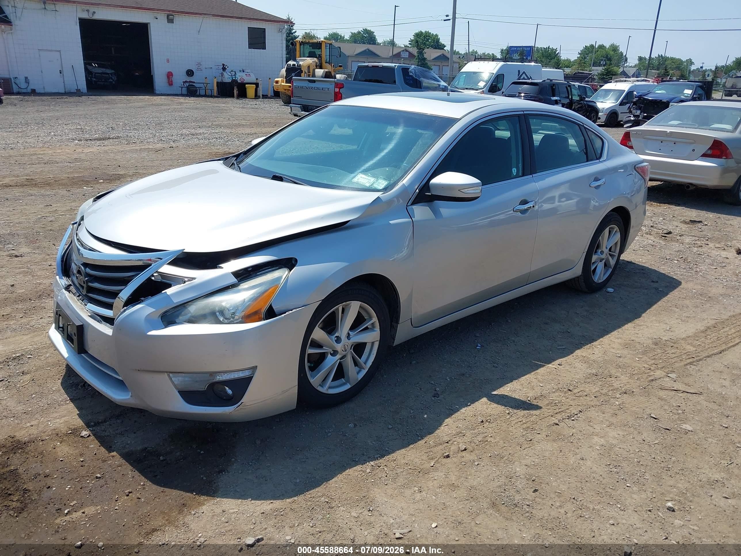 2014 Nissan Altima 2.5 Sv Silver vin: 1N4AL3AP7EC152927