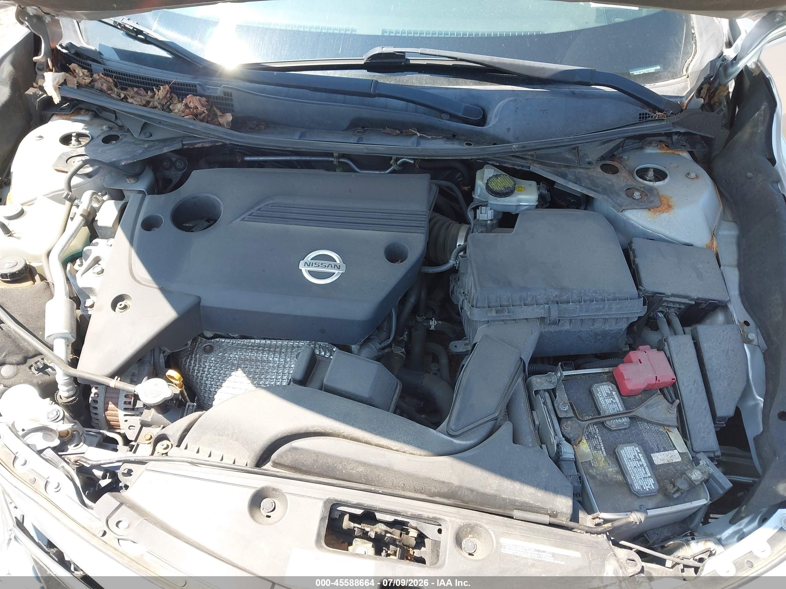 2014 Nissan Altima 2.5 Sv Silver vin: 1N4AL3AP7EC152927