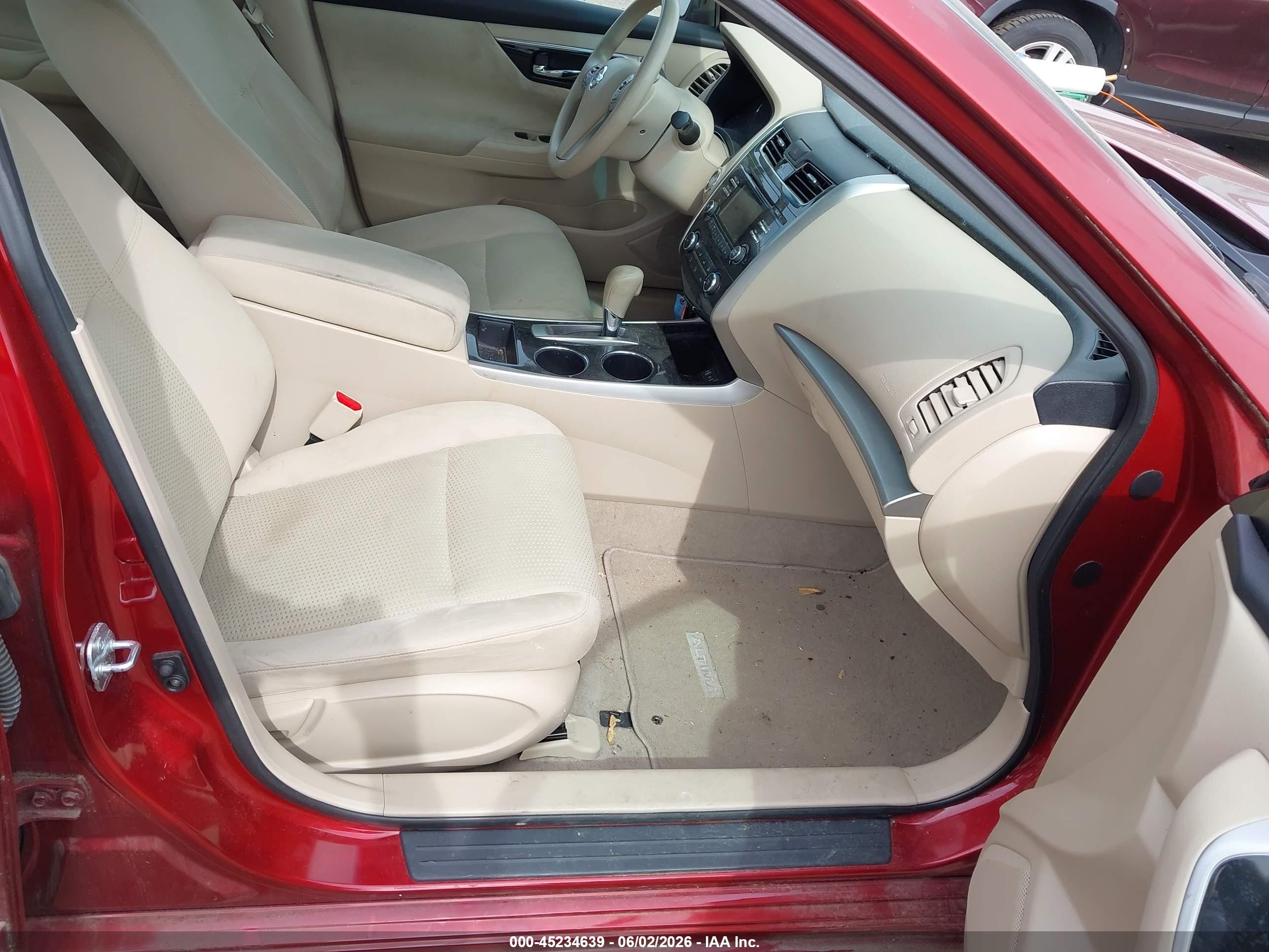 2014 Nissan Altima 2.5 S Красный vin: 1N4AL3AP7EC154029