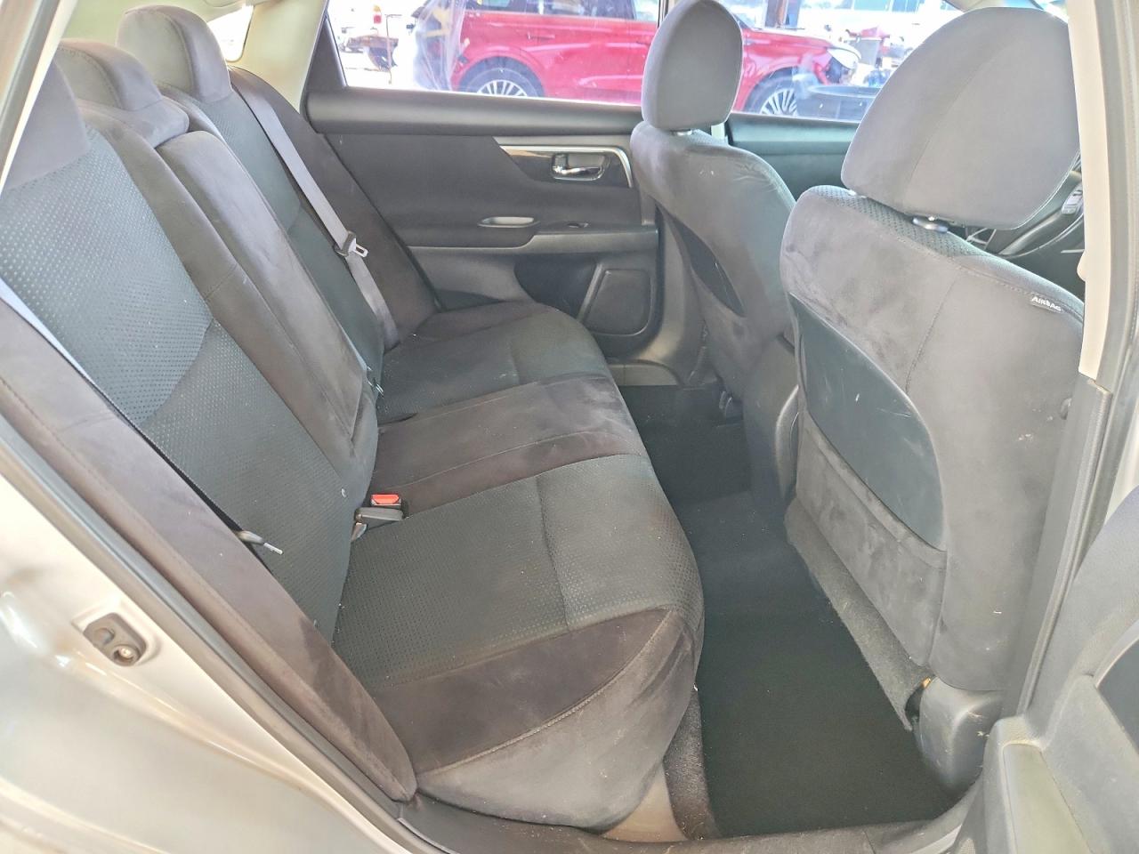 2014 Nissan Altima 2.5 Sv Silver vin: 1N4AL3AP7EC172272