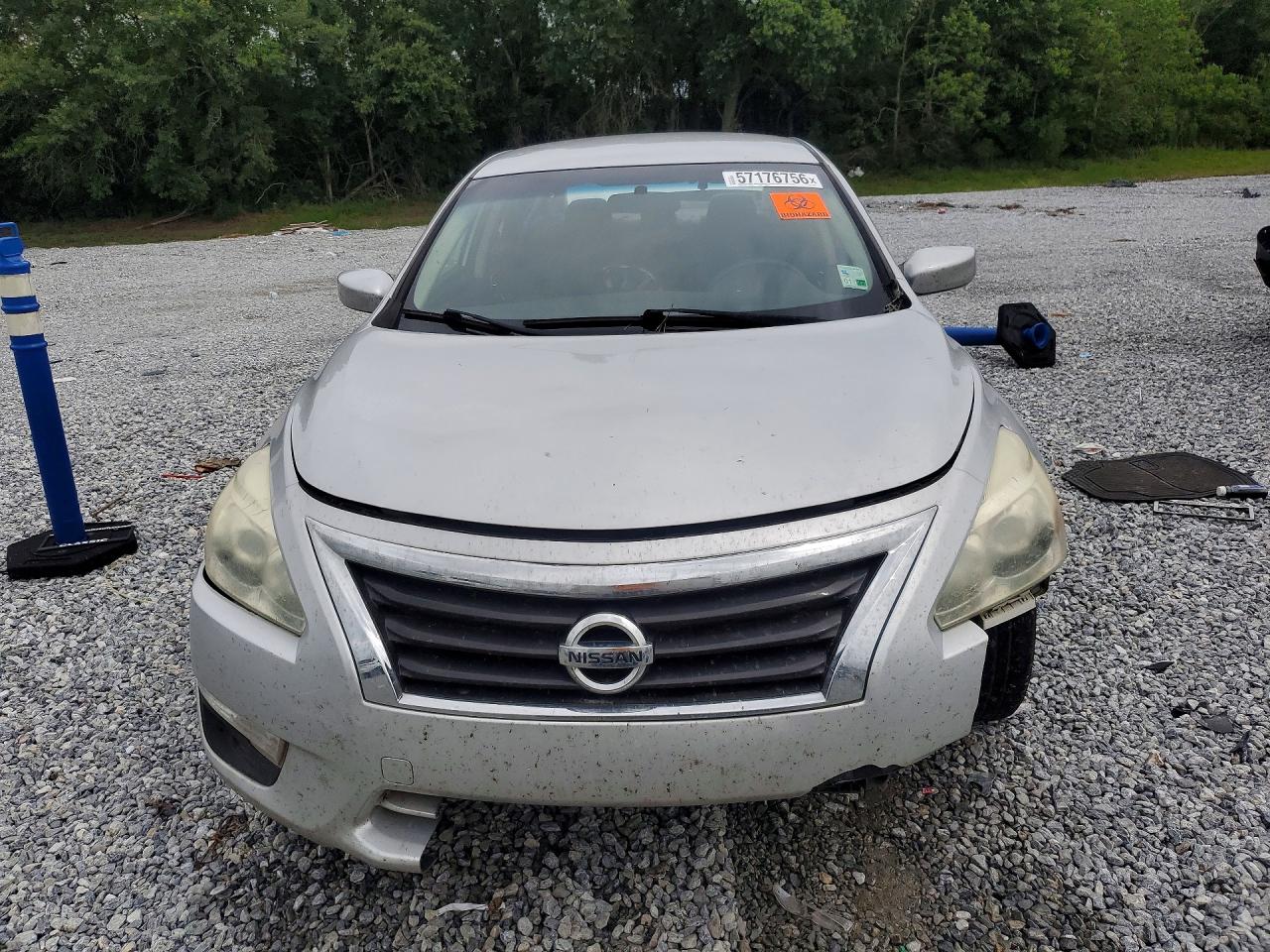 2014 Nissan Altima 2.5 S Silver vin: 1N4AL3AP7EC186043