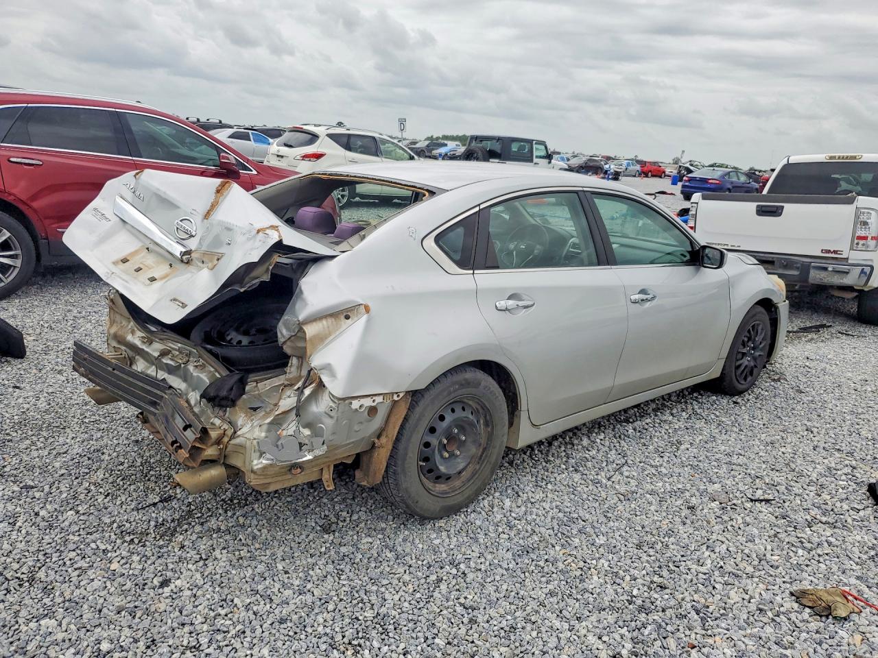 2014 Nissan Altima 2.5 S Silver vin: 1N4AL3AP7EC186043
