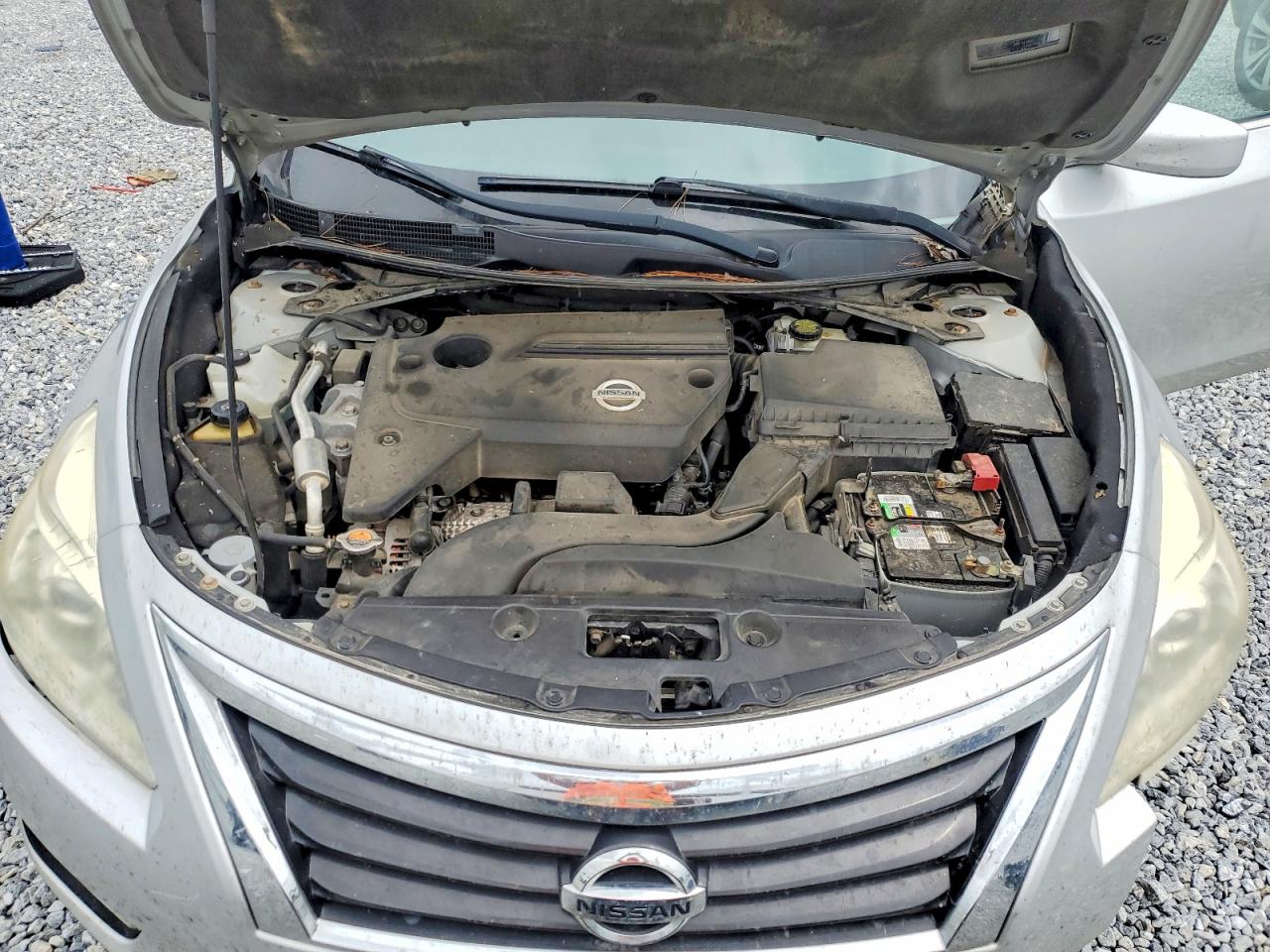2014 Nissan Altima 2.5 S Silver vin: 1N4AL3AP7EC186043