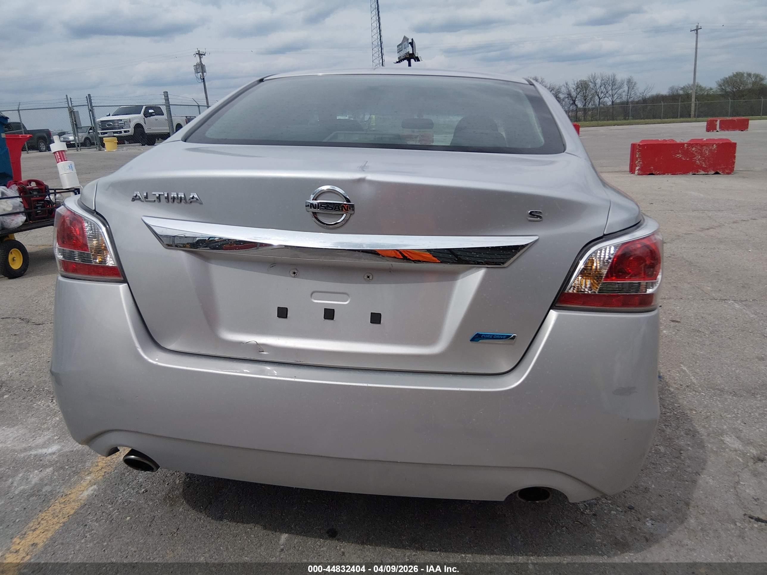 2014 Nissan Altima 2.5/2.5 S/2.5 Sl/2.5 Sv Silver vin: 1N4AL3AP7EC202838