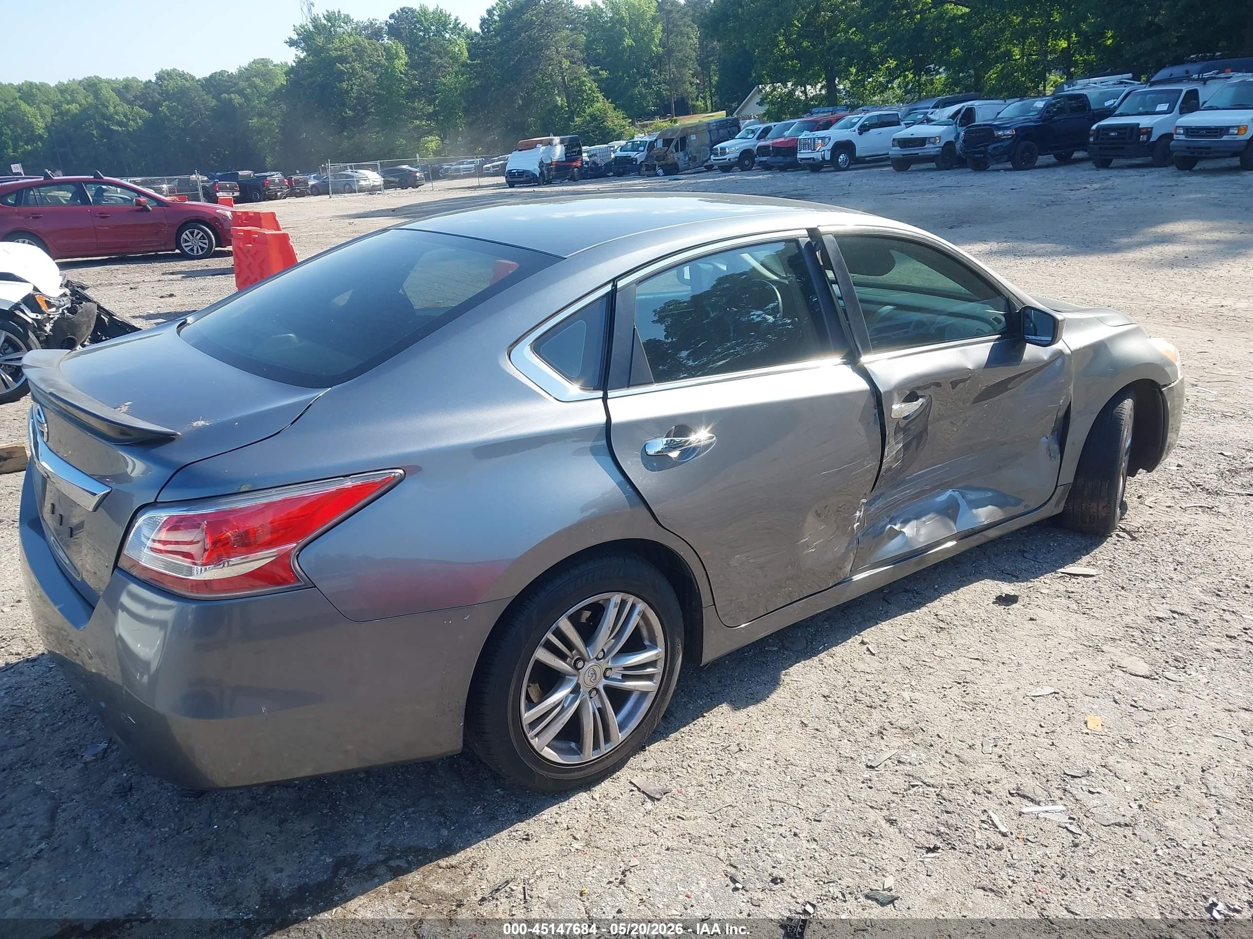 2014 Nissan Altima 2.5 Gray vin: 1N4AL3AP7EC262909