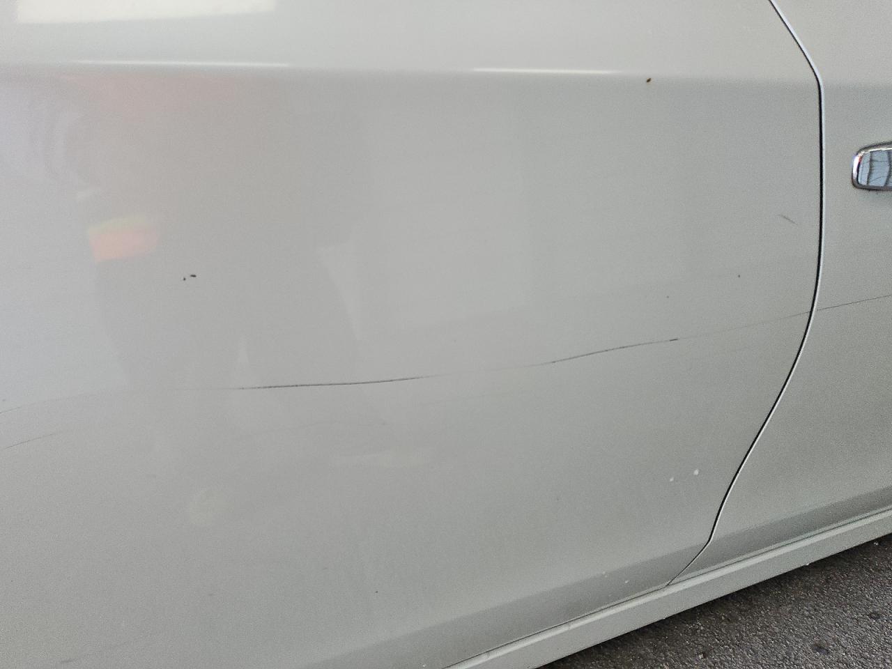 2014 Nissan Altima 2.5 S White vin: 1N4AL3AP7EC277720 Damage: Right Rear Door, Heavy Scratch, > 12 Inches