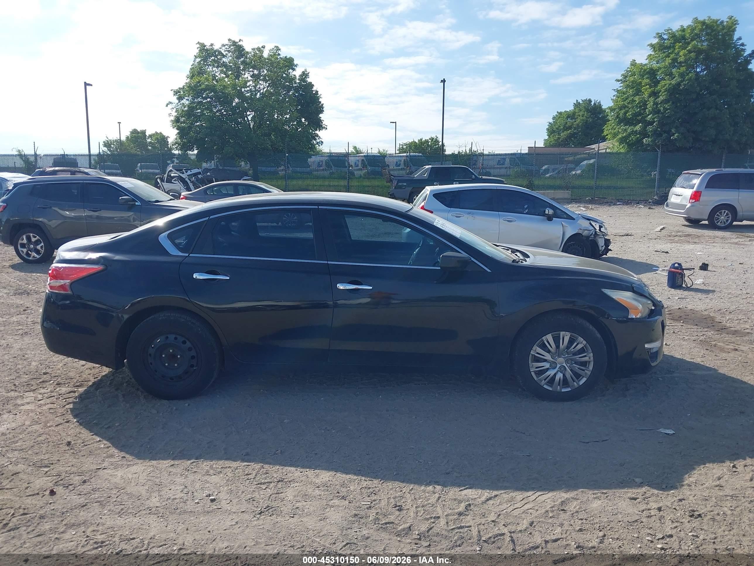 2014 Nissan Altima 2.5 S Black vin: 1N4AL3AP7EC294906
