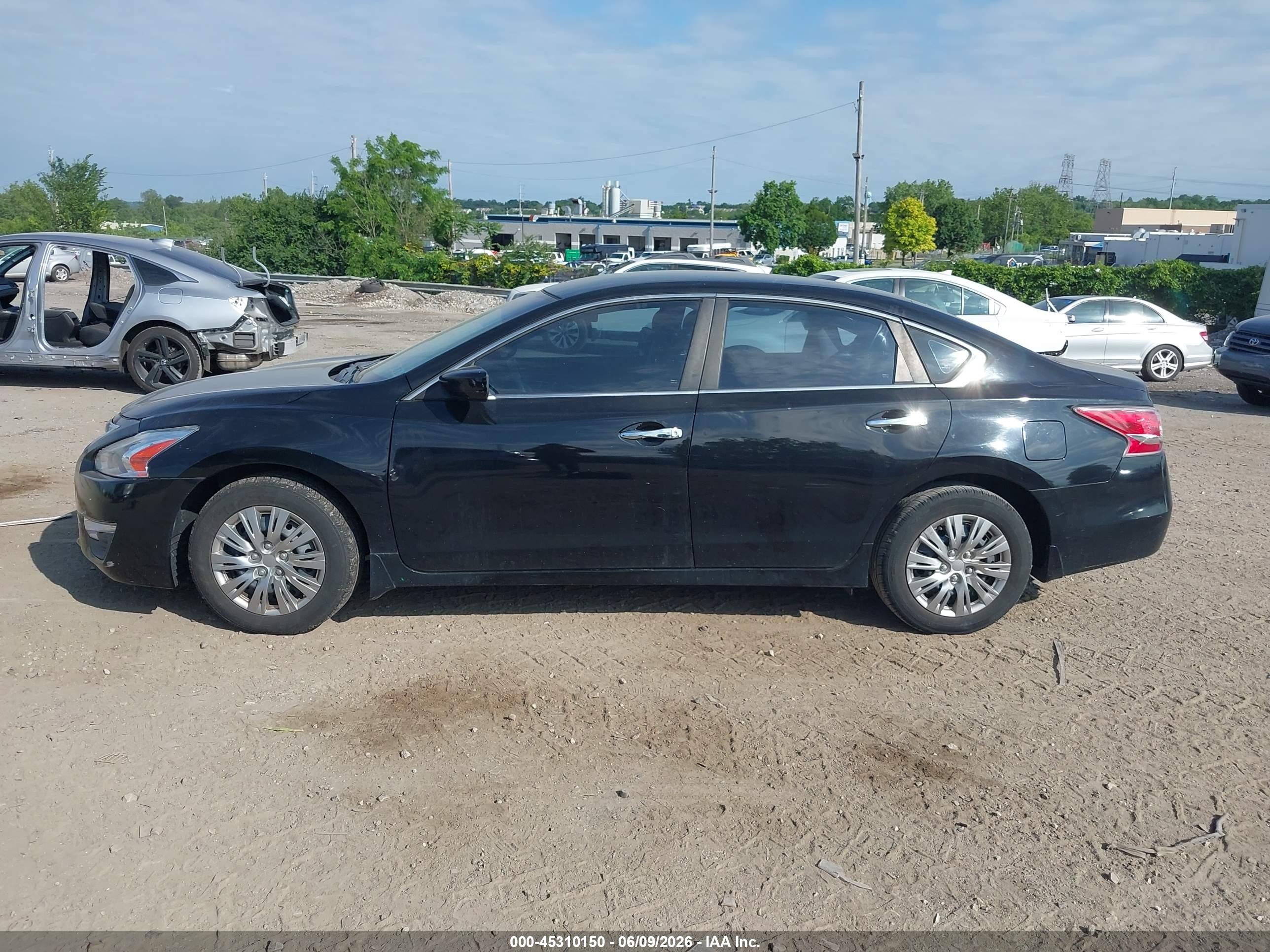 2014 Nissan Altima 2.5 S Black vin: 1N4AL3AP7EC294906