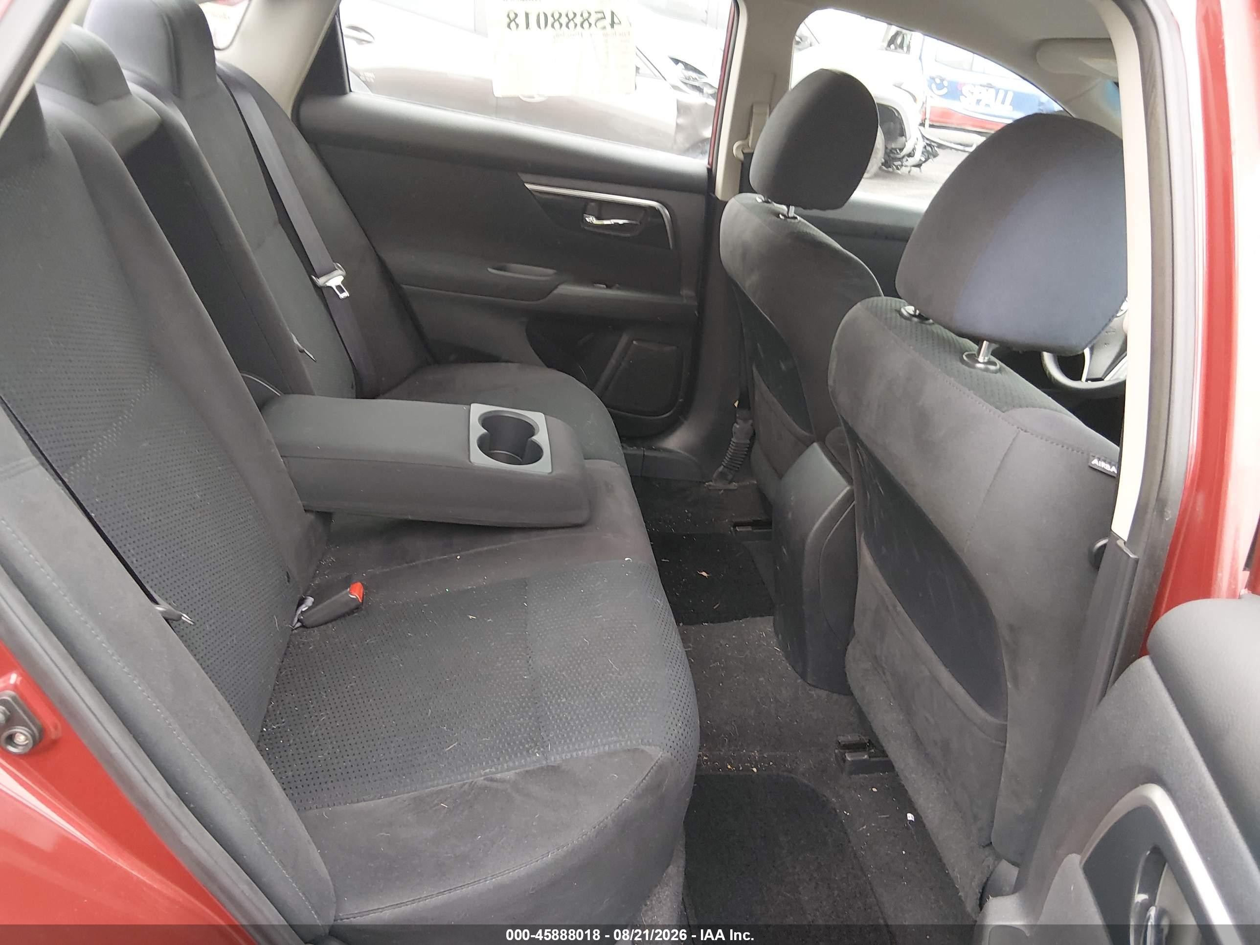 2014 Nissan Altima 2.5 S Red vin: 1N4AL3AP7EC324275