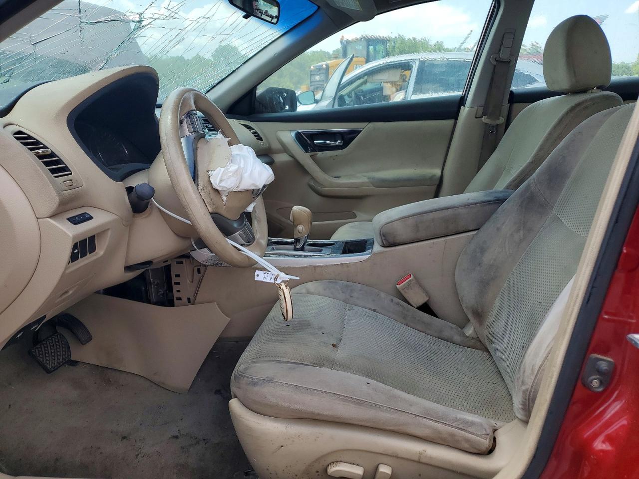 2014 Nissan Altima 2.5 S Red vin: 1N4AL3AP7EC326415