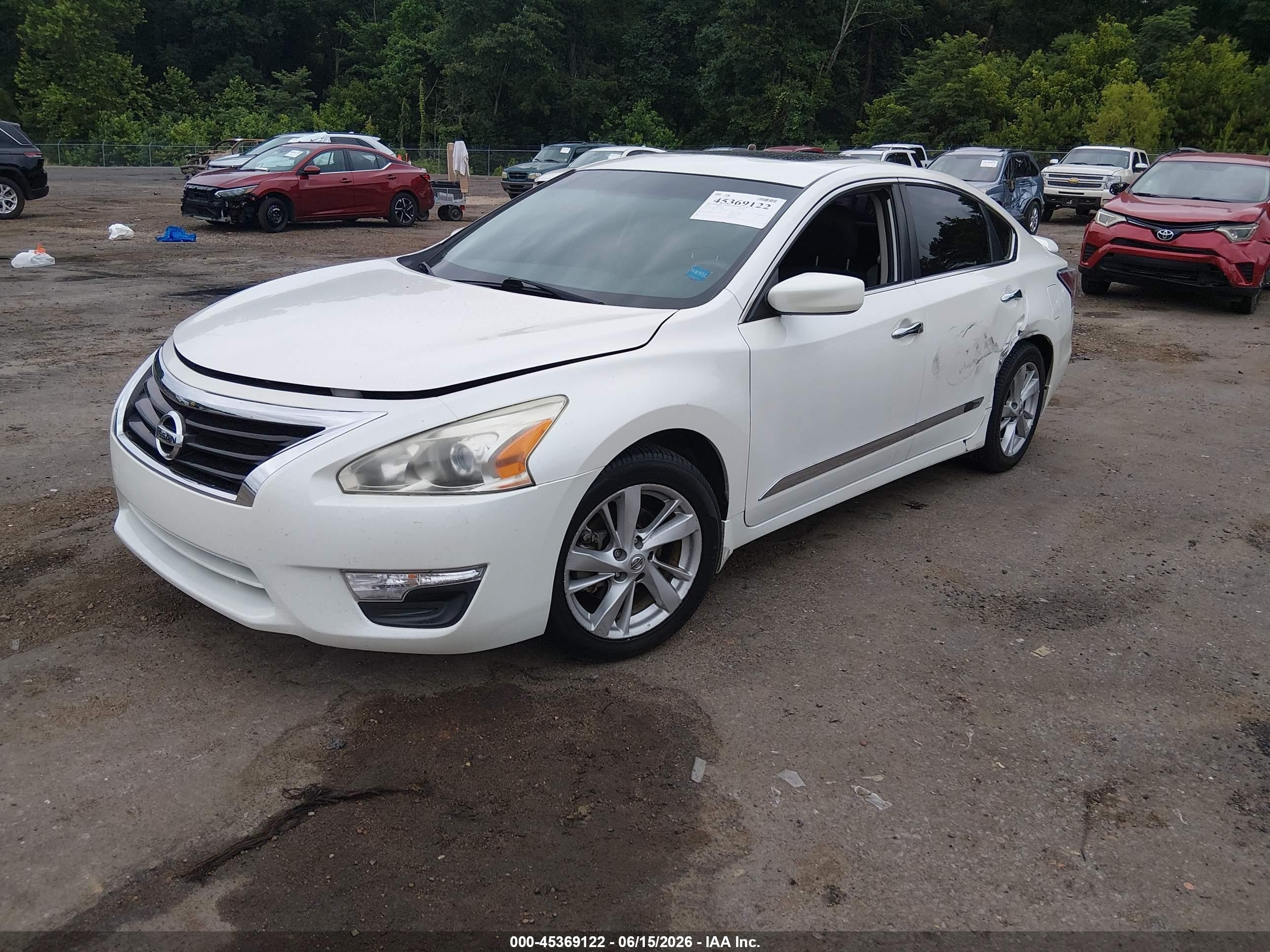 2014 Nissan Altima 2.5 Sv White vin: 1N4AL3AP7EC329783