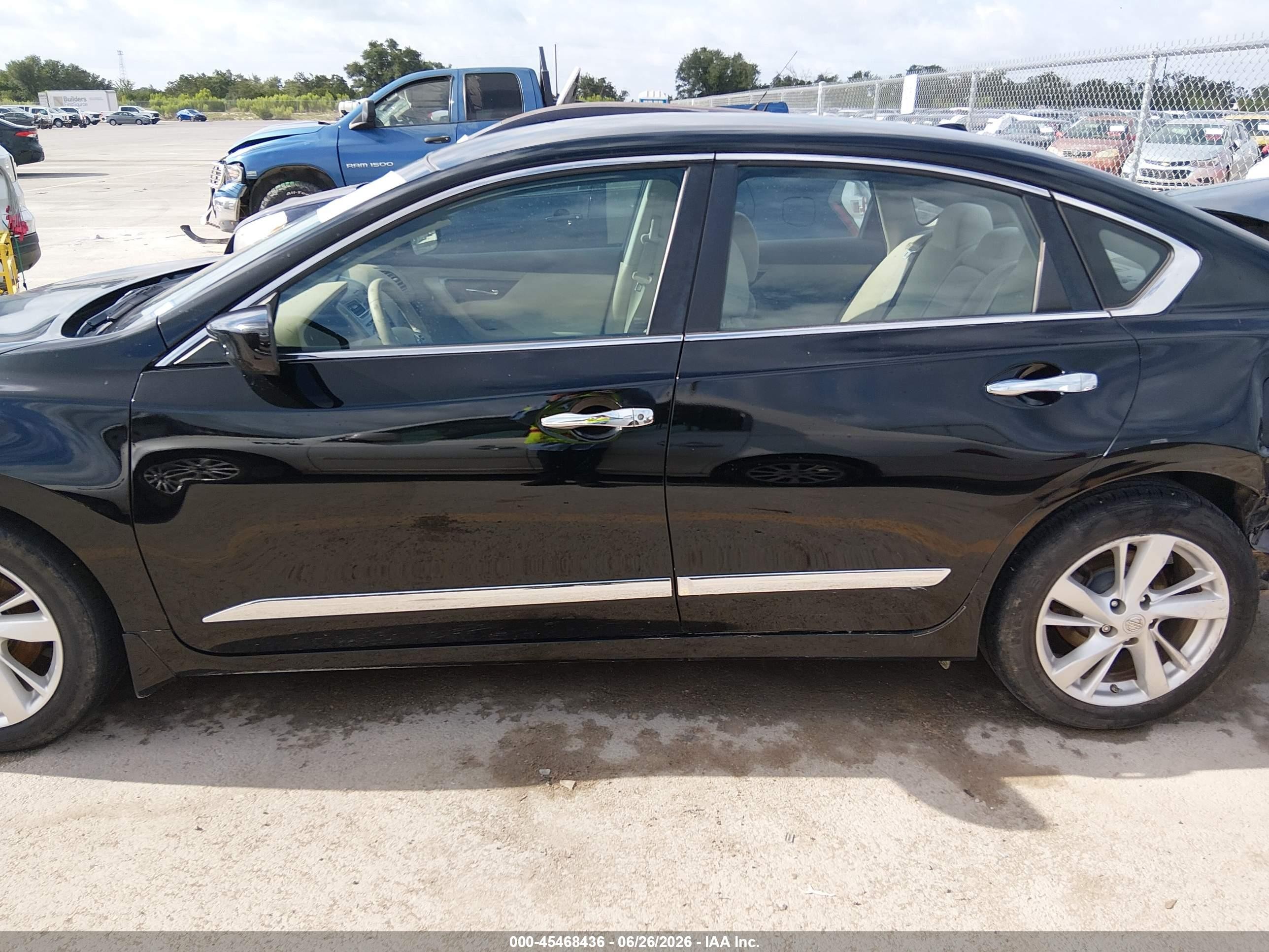 2014 Nissan Altima 2.5 Sv Black vin: 1N4AL3AP7EC405583