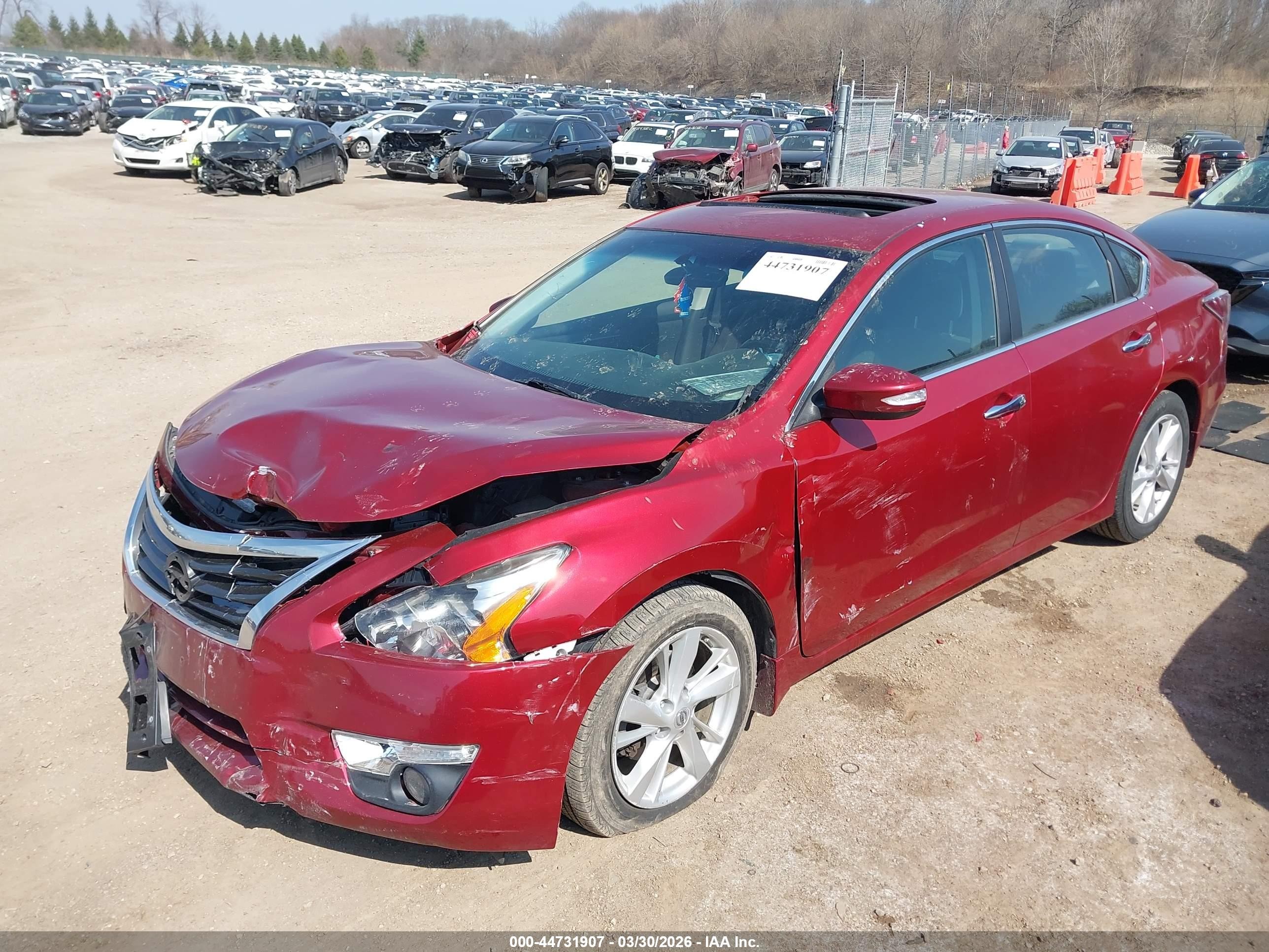 2014 Nissan Altima 2.5 Sv Красный vin: 1N4AL3AP7EC424375