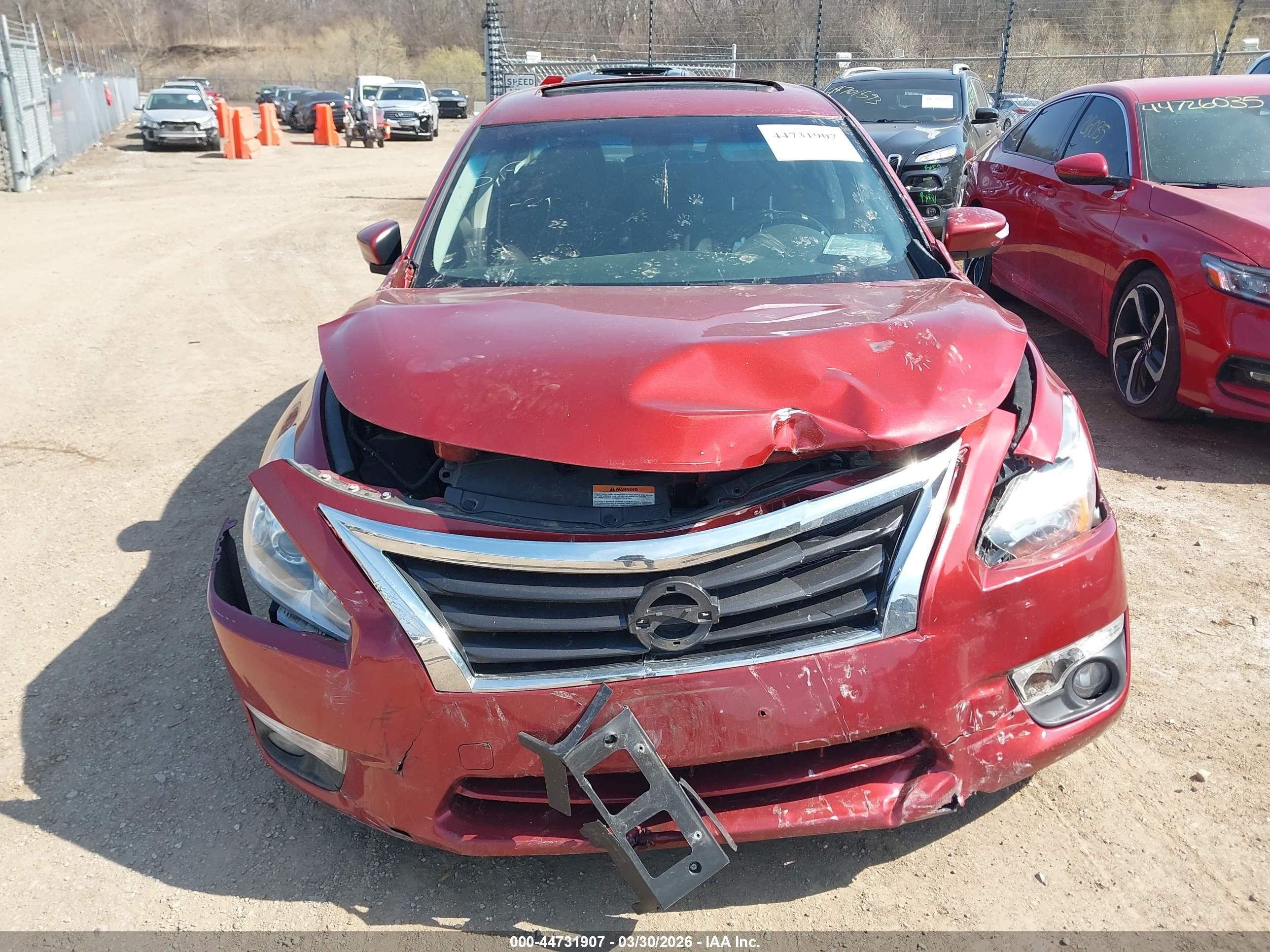 2014 Nissan Altima 2.5 Sv Красный vin: 1N4AL3AP7EC424375