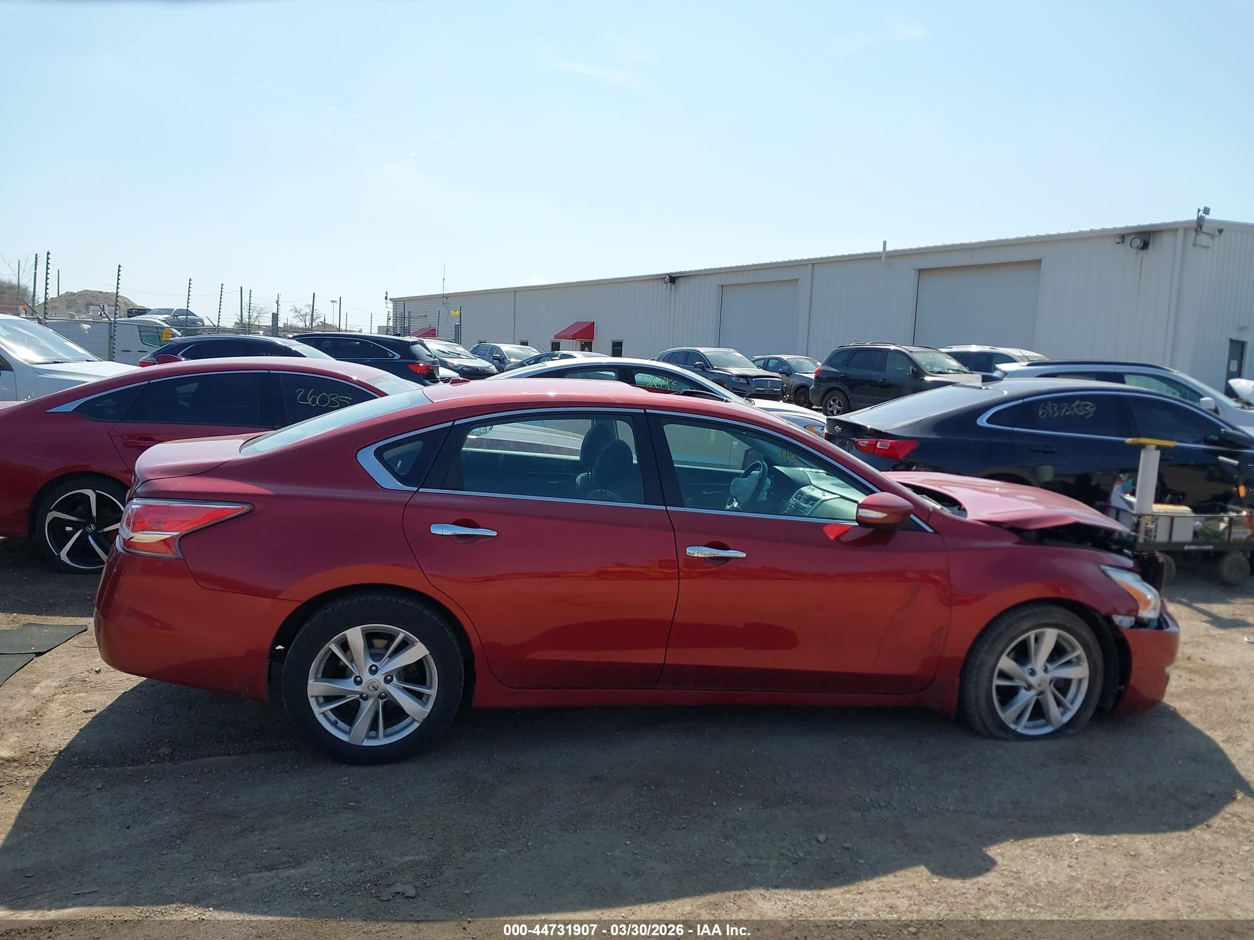 2014 Nissan Altima 2.5 Sv Красный vin: 1N4AL3AP7EC424375
