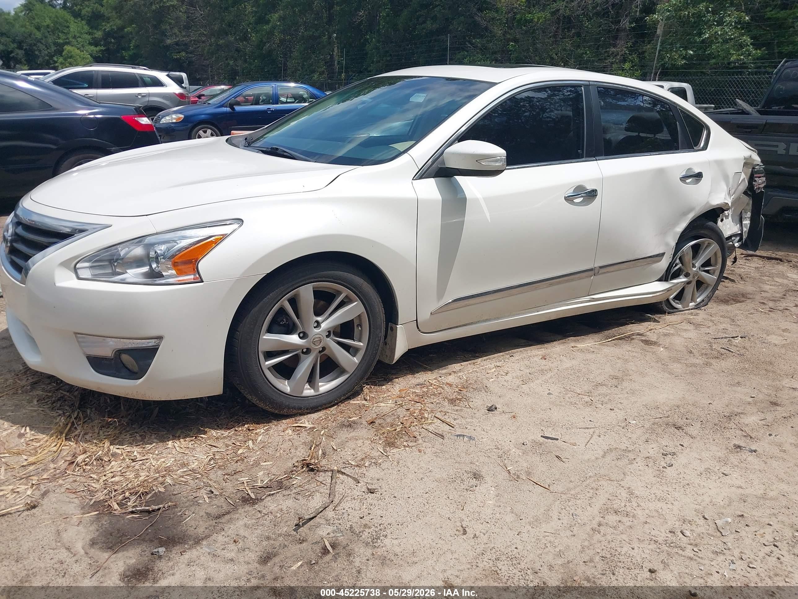 2014 Nissan Altima 2.5 Sl White vin: 1N4AL3AP7EC425669