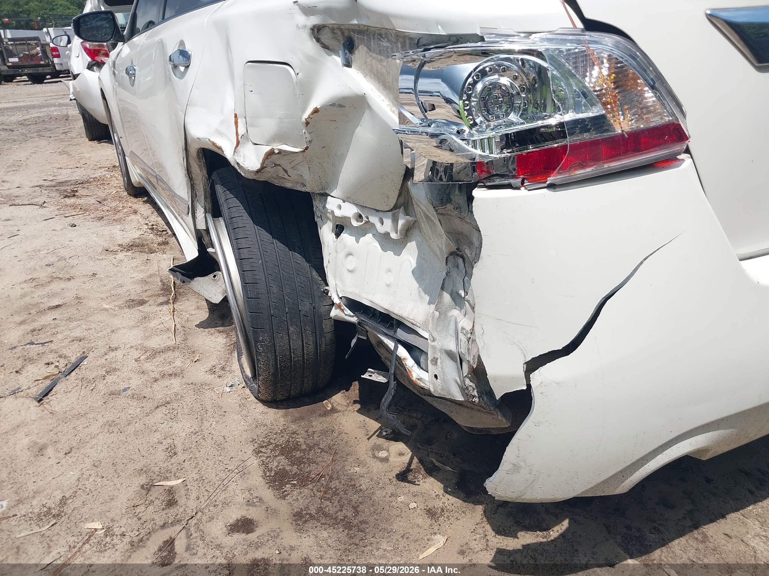 2014 Nissan Altima 2.5 Sl White vin: 1N4AL3AP7EC425669