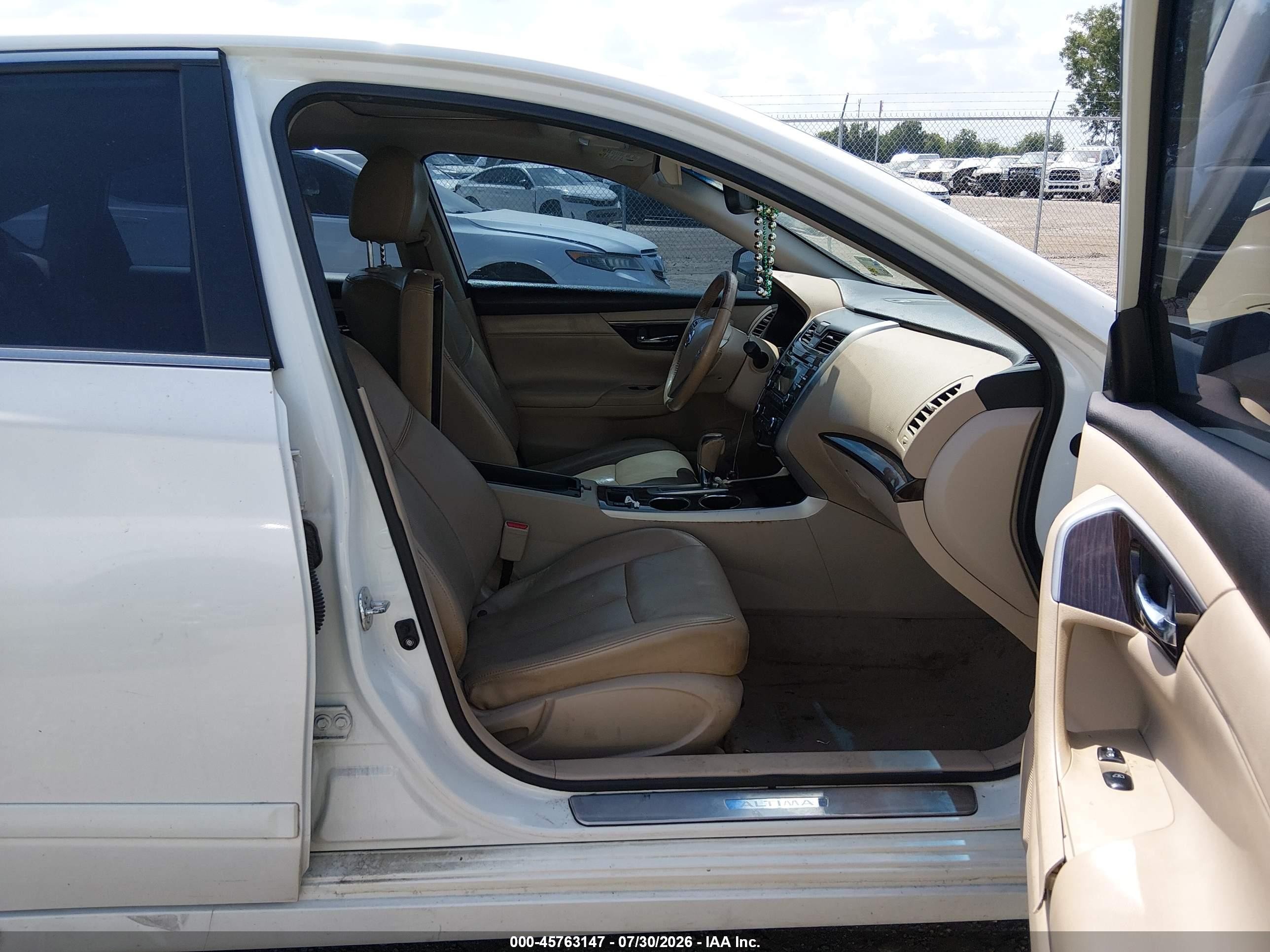 2014 Nissan Altima 2.5 Sl White vin: 1N4AL3AP7EC428684