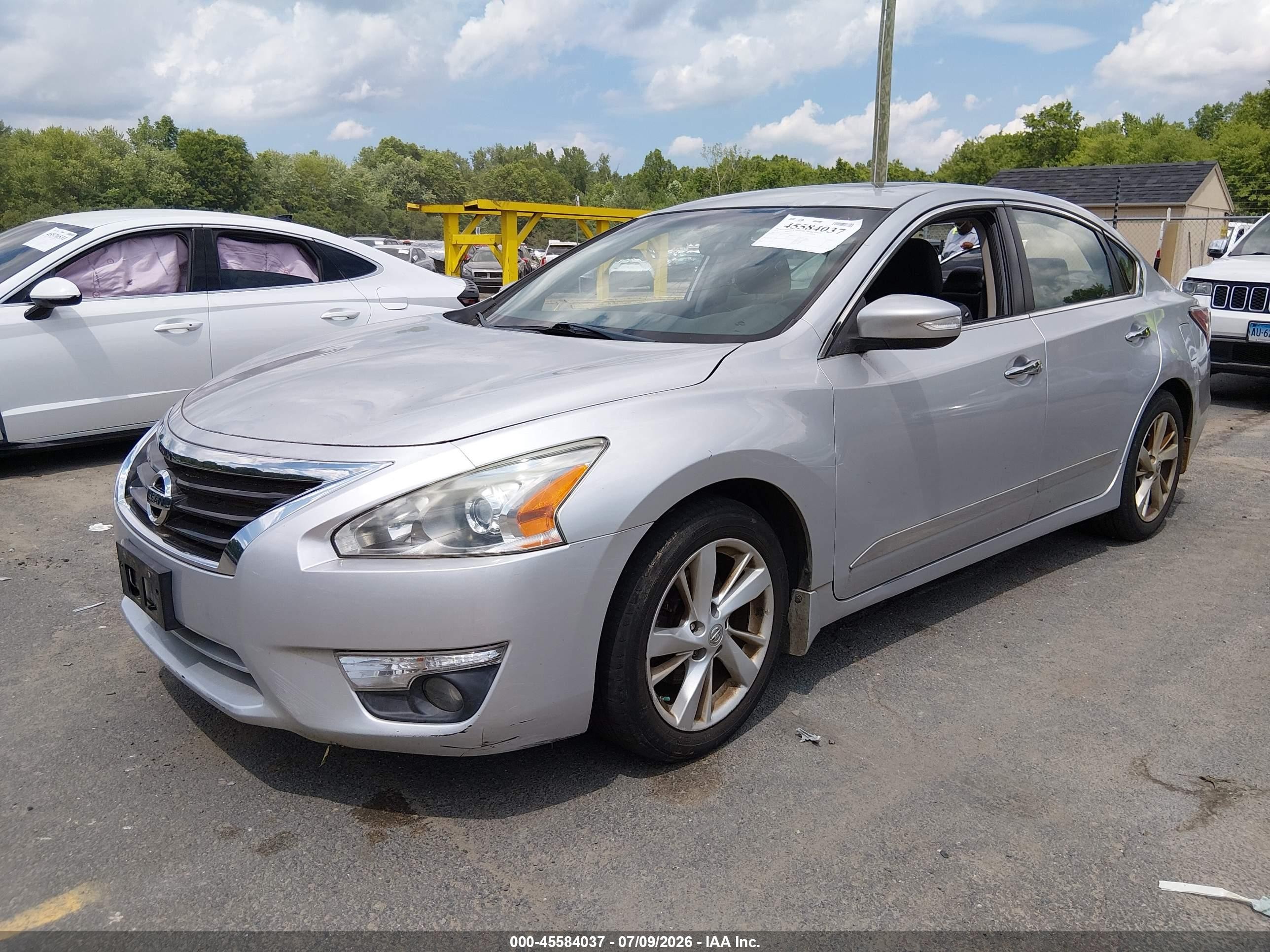 2014 Nissan Altima 2.5 Sv Silver vin: 1N4AL3AP7EC903427