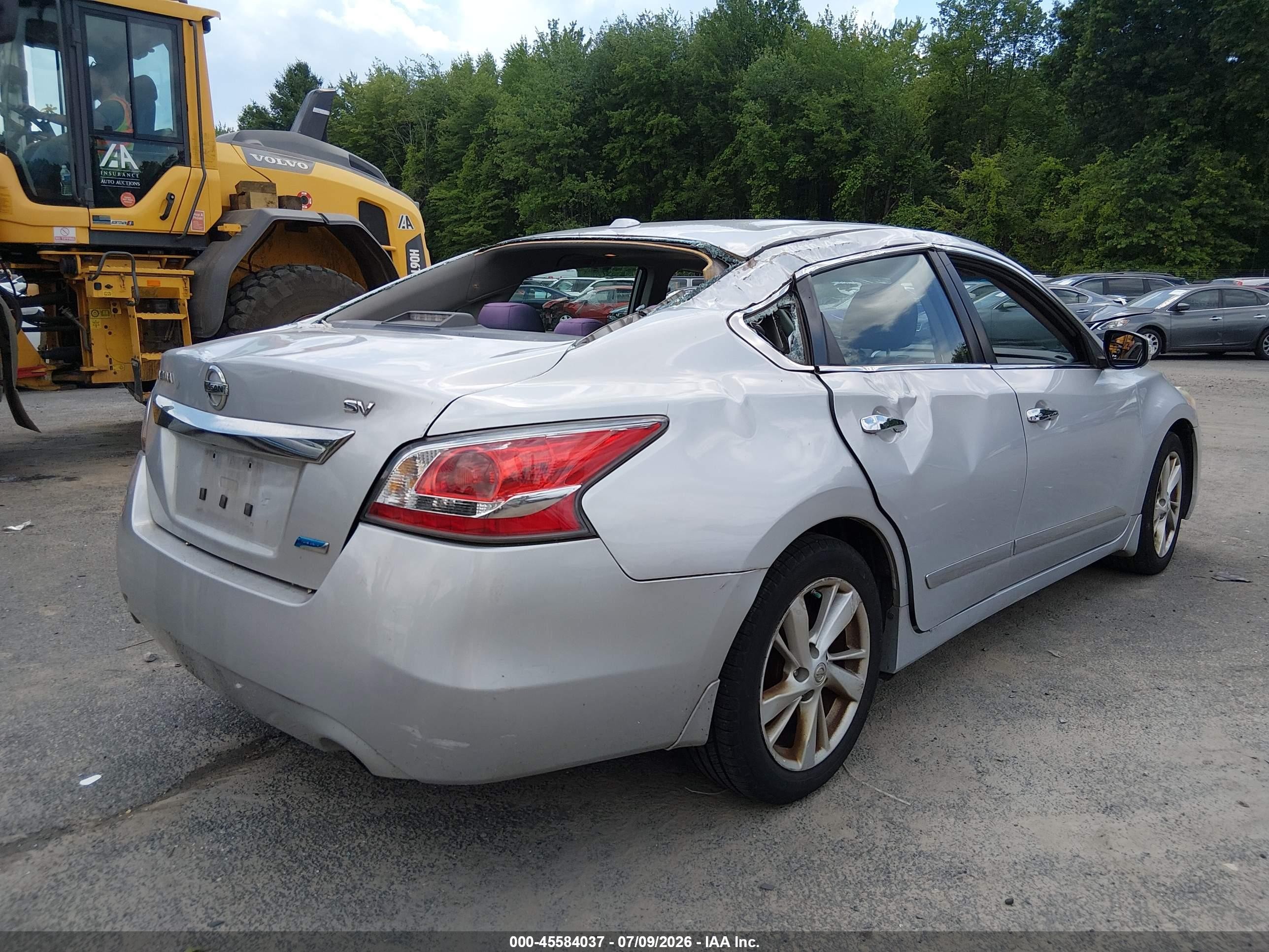 2014 Nissan Altima 2.5 Sv Silver vin: 1N4AL3AP7EC903427