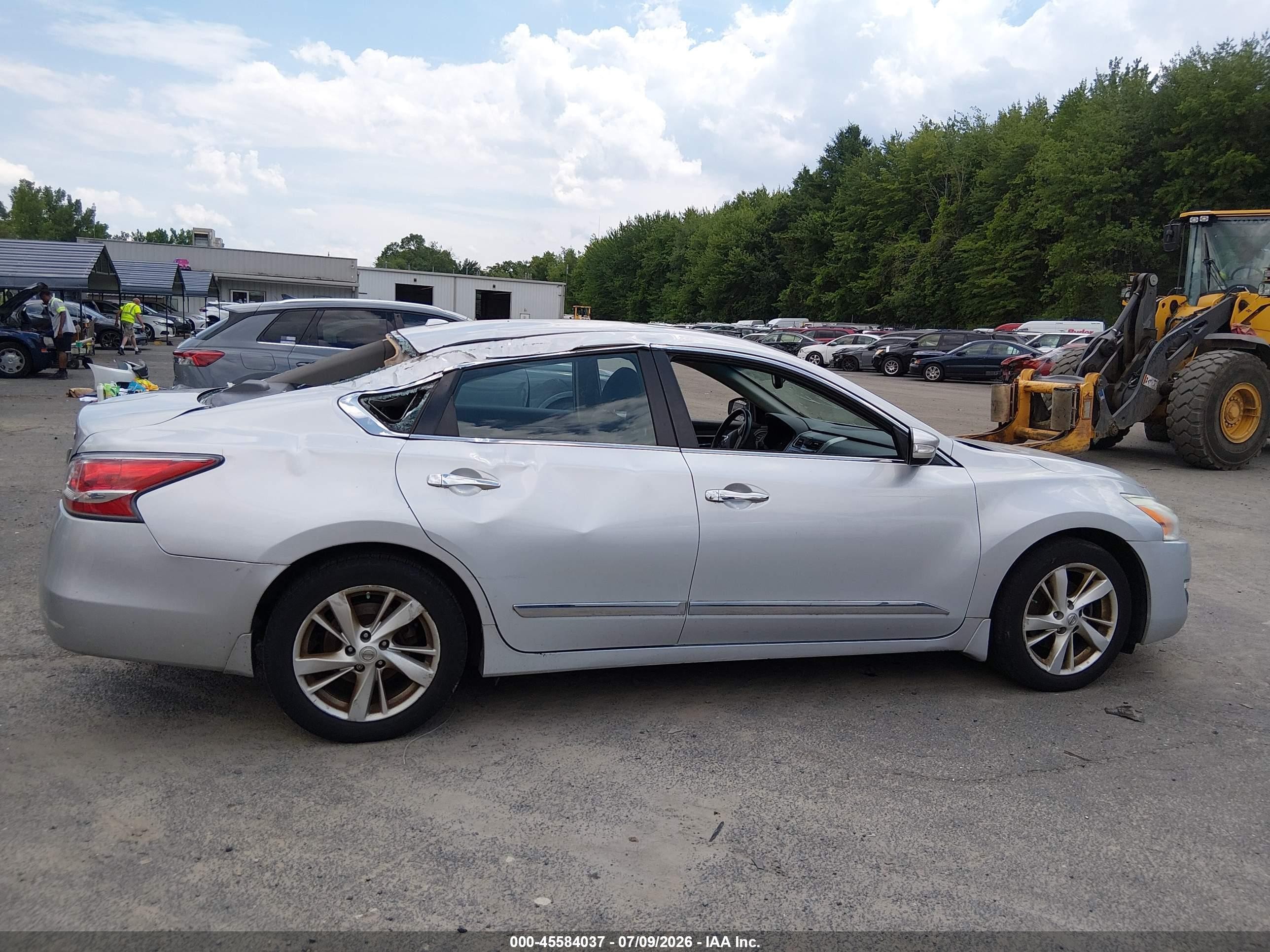 2014 Nissan Altima 2.5 Sv Silver vin: 1N4AL3AP7EC903427