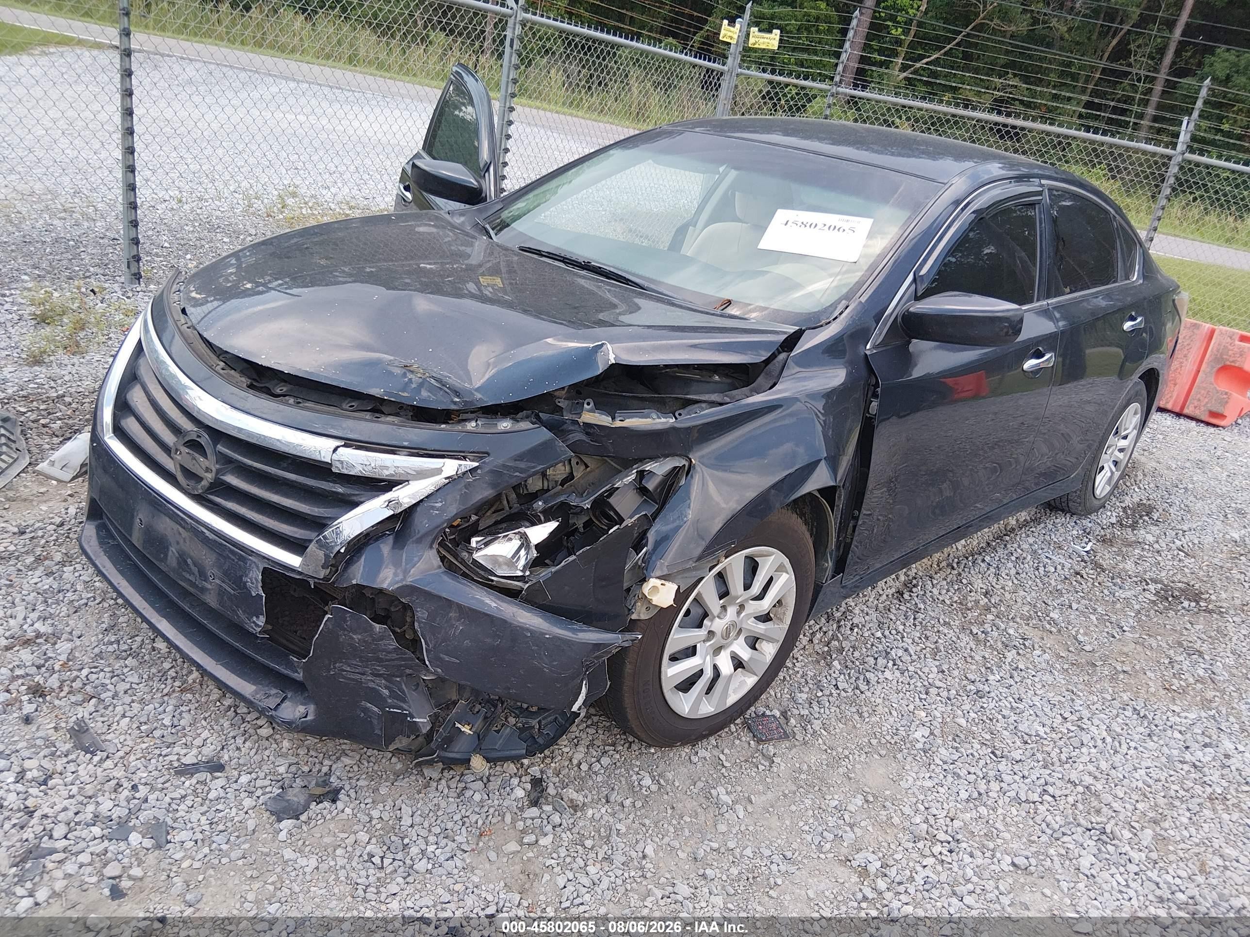 2014 Nissan Altima 2.5 S Blue vin: 1N4AL3AP7EN205887