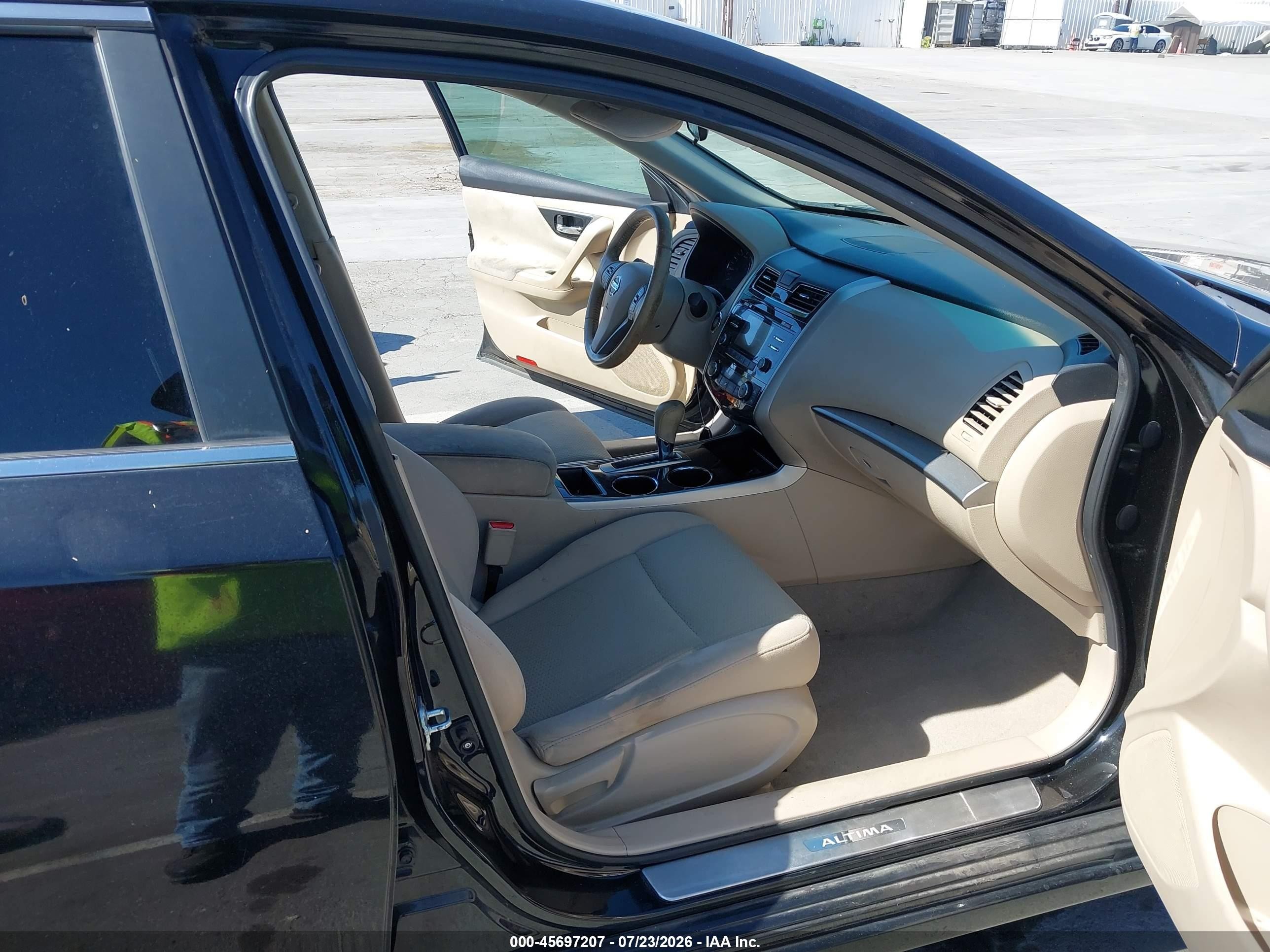 2014 Nissan Altima 2.5 Sv Black vin: 1N4AL3AP7EN207056