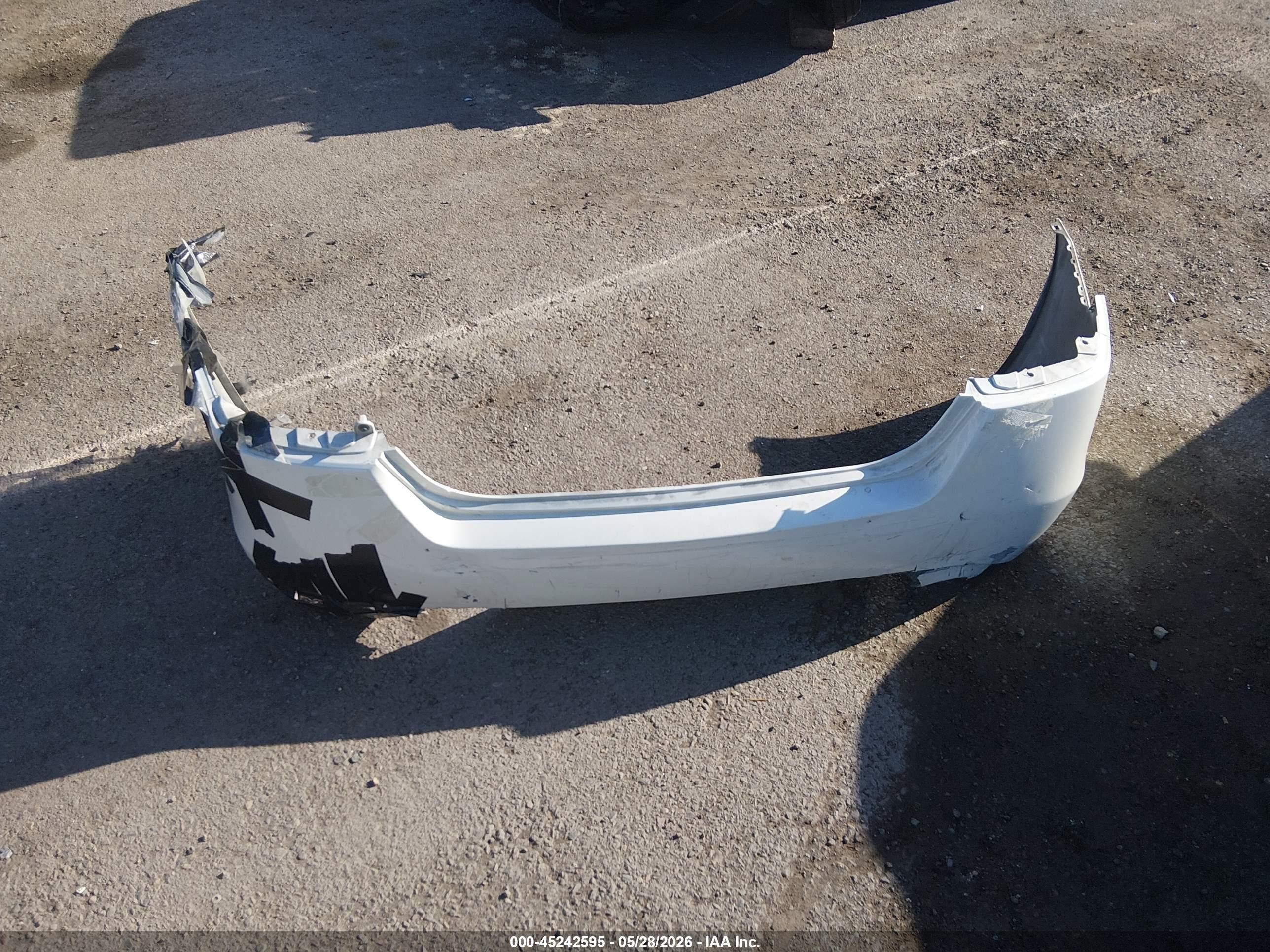 2014 Nissan Altima 2.5 S White vin: 1N4AL3AP7EN210345