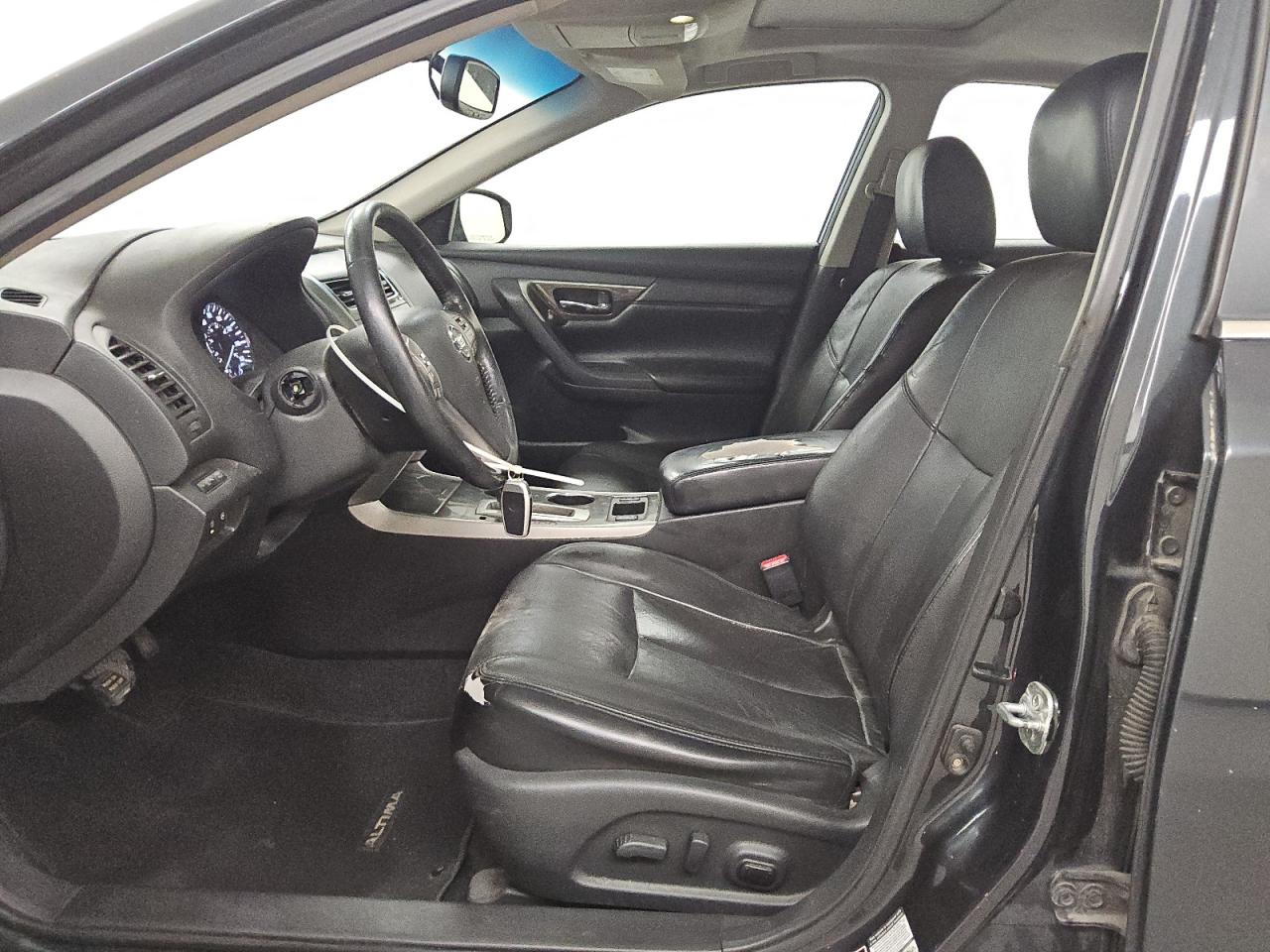 2014 Nissan Altima 2.5 Sl Black vin: 1N4AL3AP7EN227372 Damage: Left Front Seat, Torn, 3 To 4 Inches